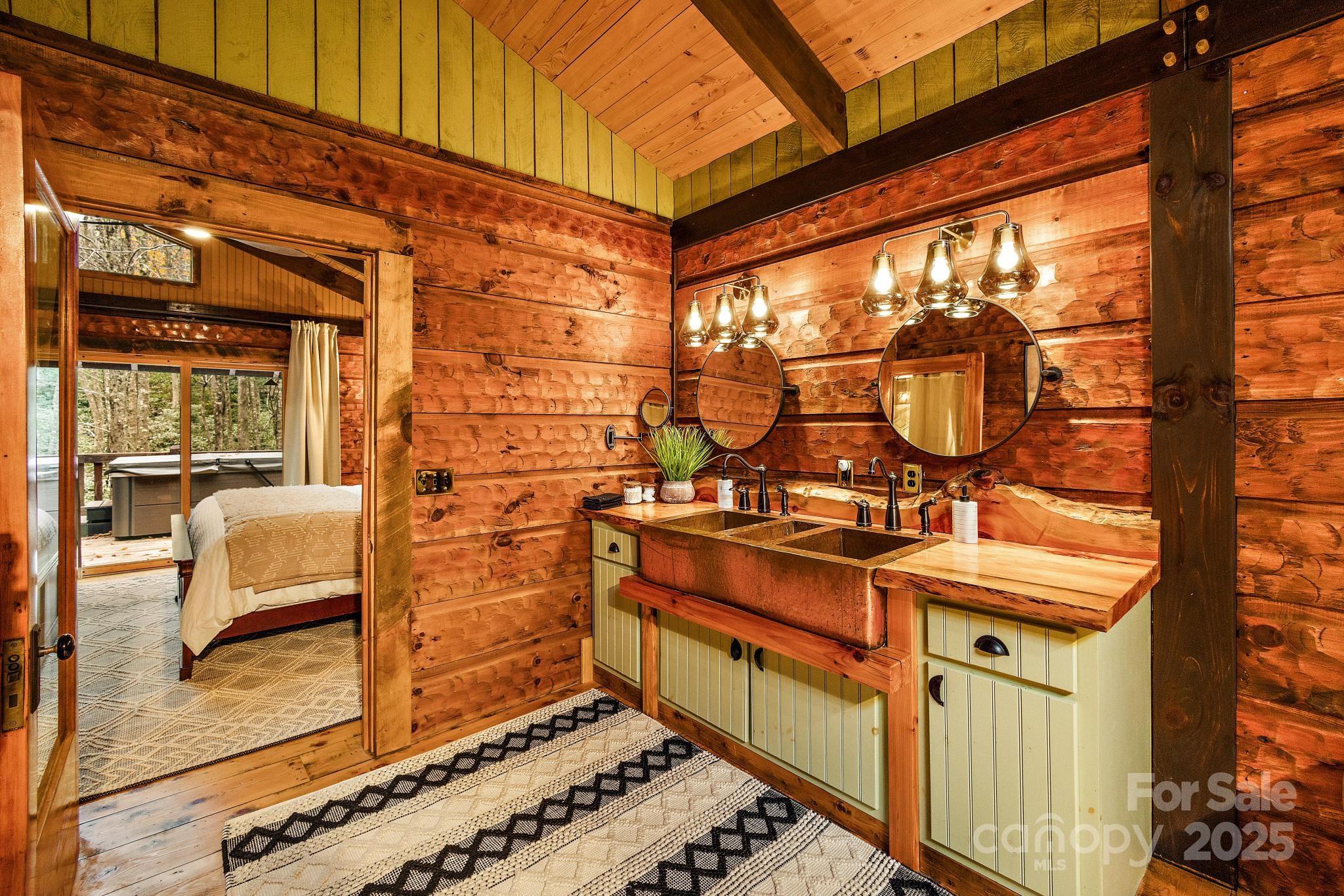 Chestnut Falls - Residential