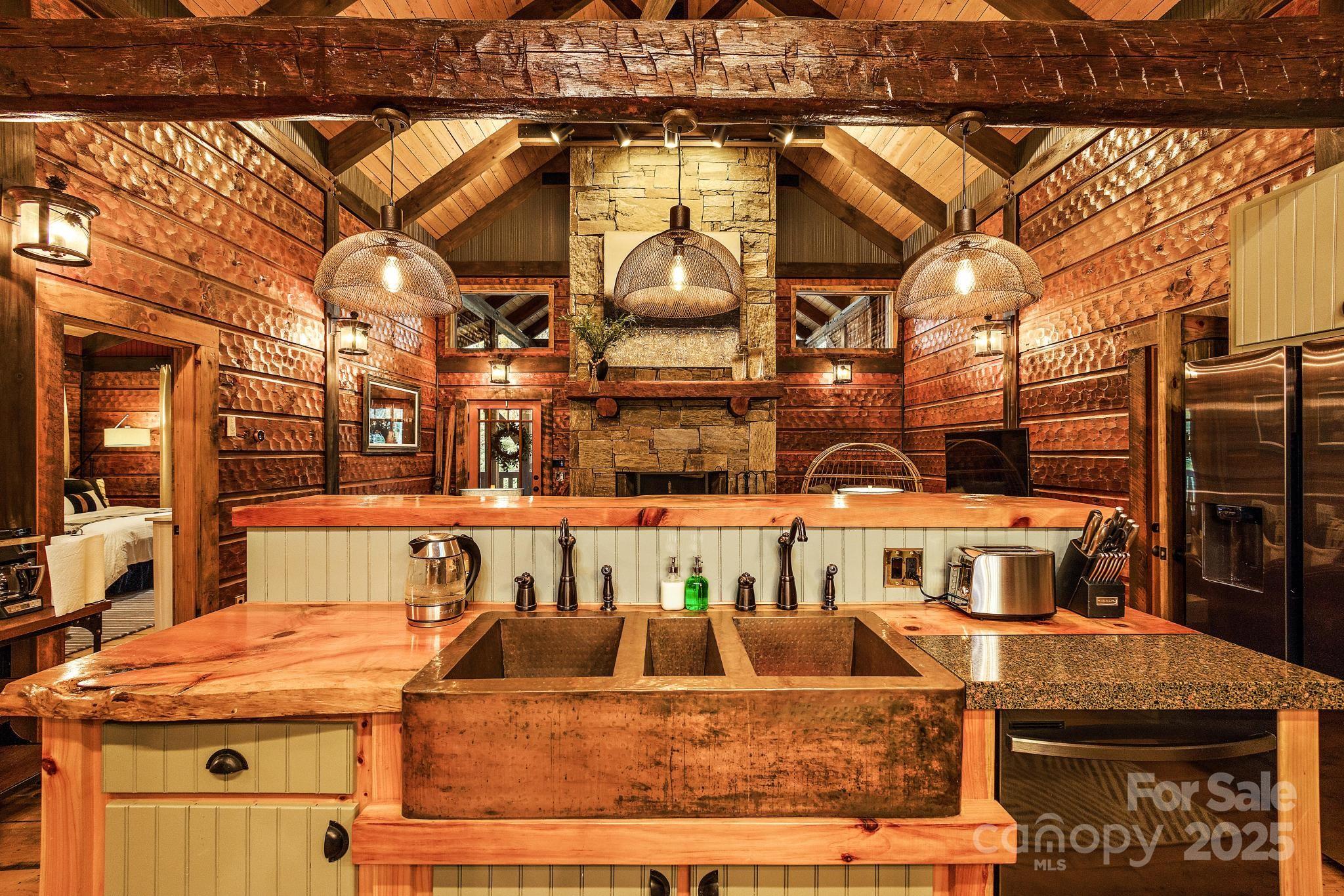 Chestnut Falls - Residential