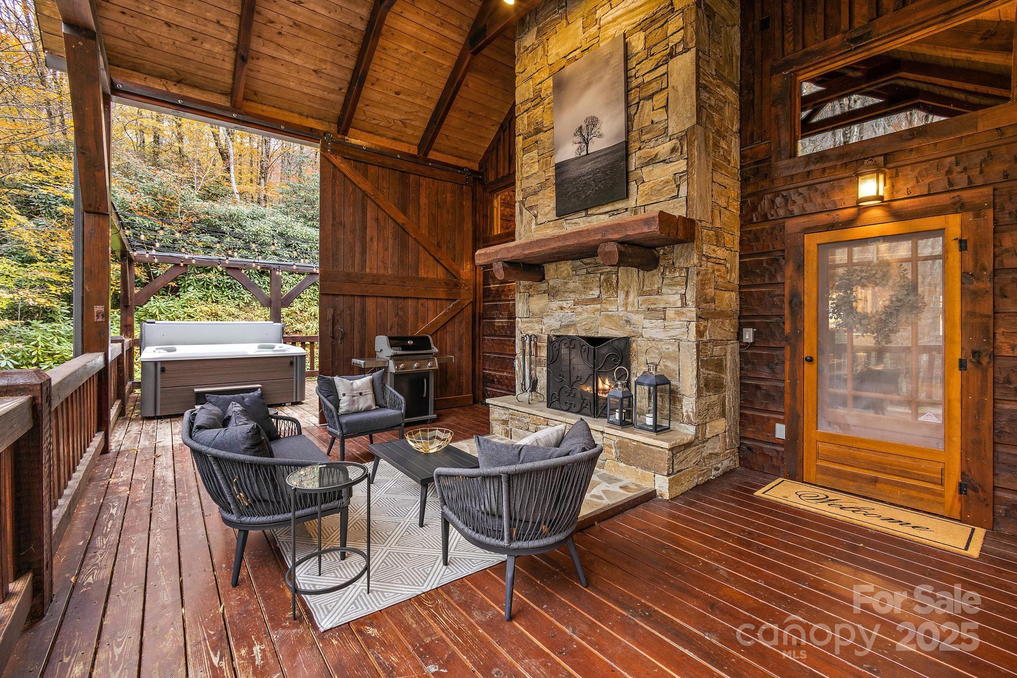 Chestnut Falls - Residential