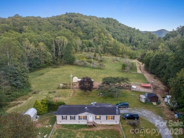 1102 Price Town Road Clyde NC 28721
