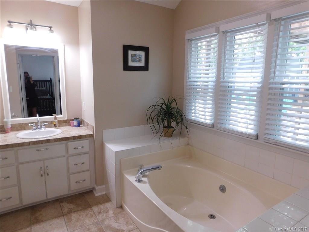 Hidden Forest Ii - Residential