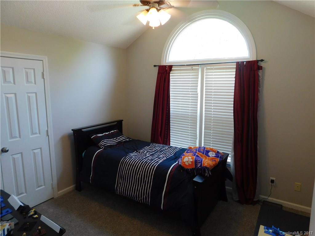 Hidden Forest Ii - Residential