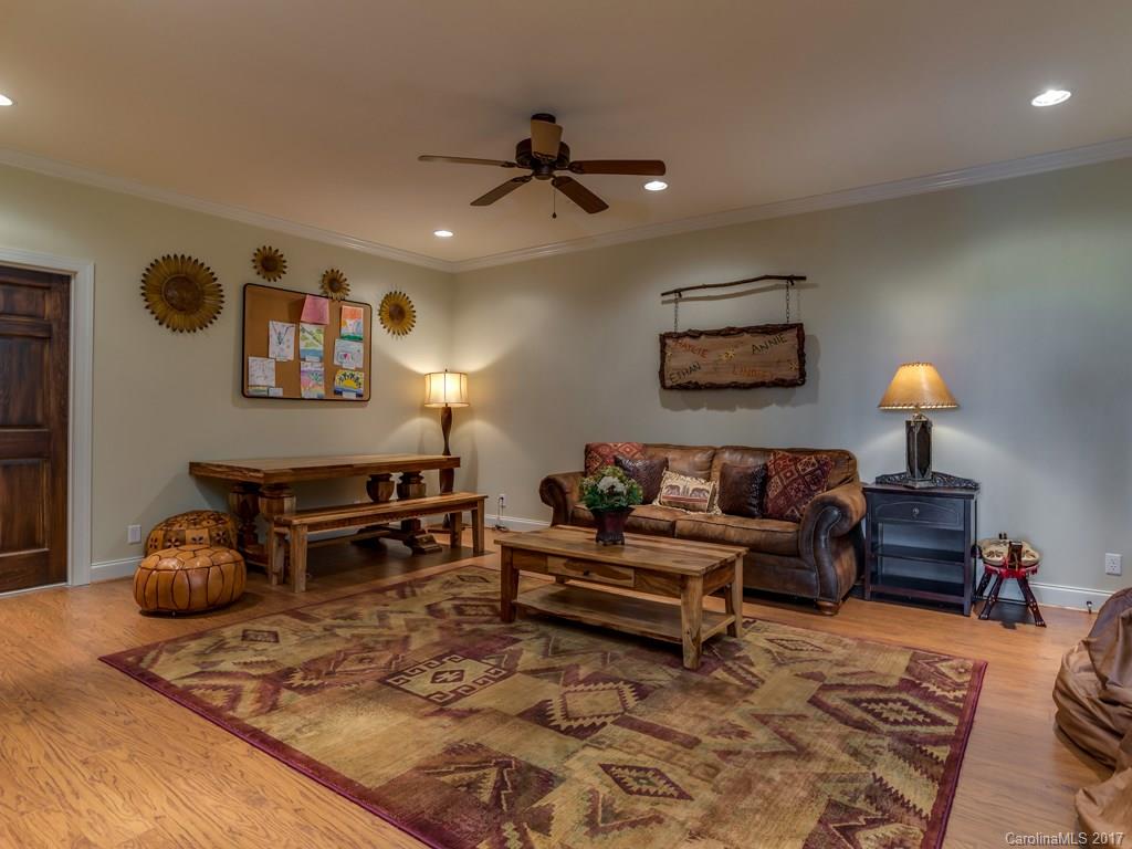 Champion Hills - Residential