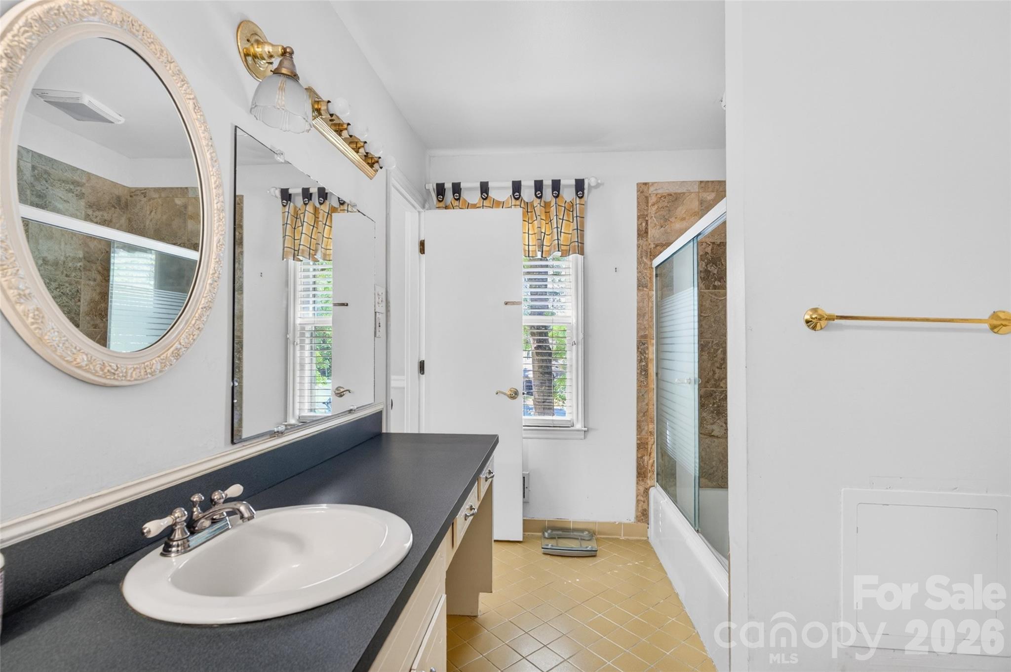 Castleton Gardens - Residential