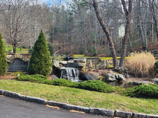 145 IVYWOOD LN # 10, LAUREL PARK, NC 28739 - Image 3933c4ea1c78ca65bcebebc3d013e6c4/563974699