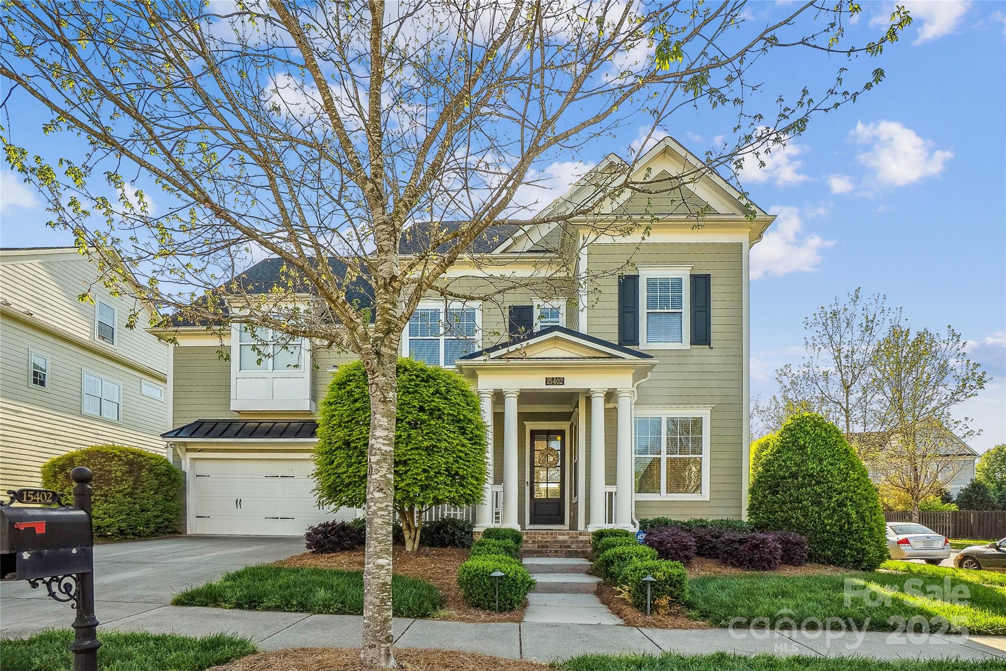 15402 Country Lake Drive