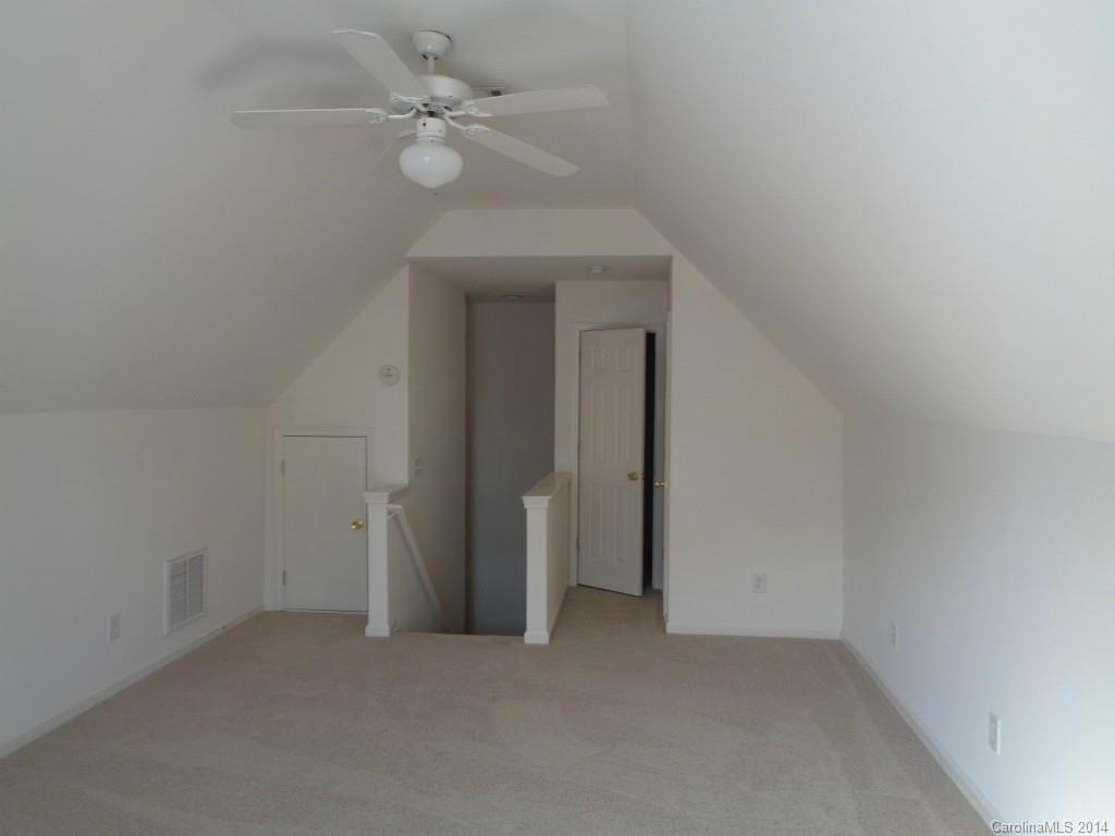 Lexington Commons - Residential