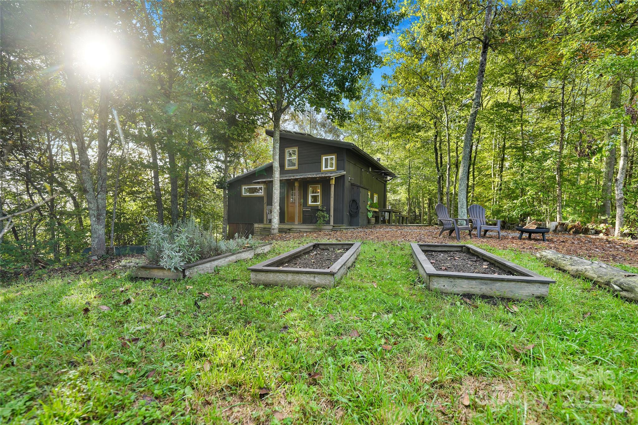 160 ivy bluffs Road