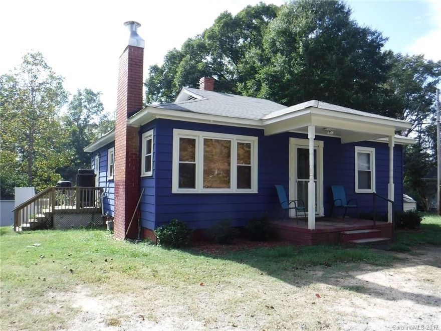 Close in yet almost 1 acre setting! Cute and nice. Newer appliances, HVAC, and windows.  EXACT AGE UNKNOWN. 1 YEAR HOME WARRANTY IN PLACE Currently leased short term. Potentially being annexed into the city soon. Buyer / Agent needs to verify all pertinent information necessary in decision making process, i.e., SF, age, lot size, schools, zoning, restrictions, etc. Septic Permit in associated docs.