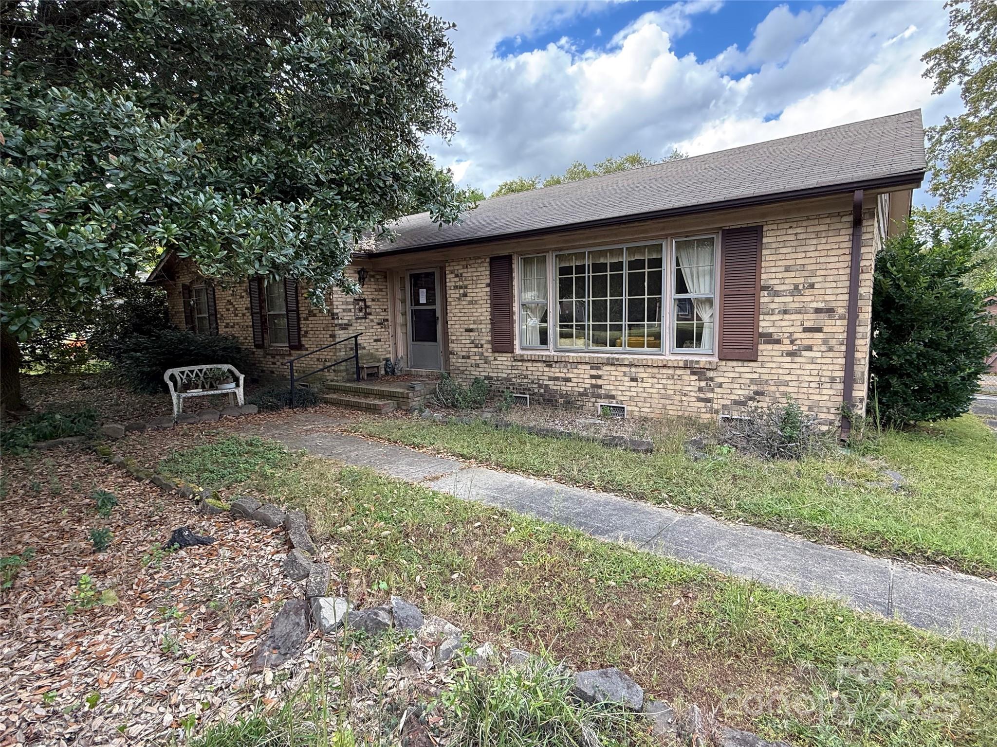6906 Old Forge Drive