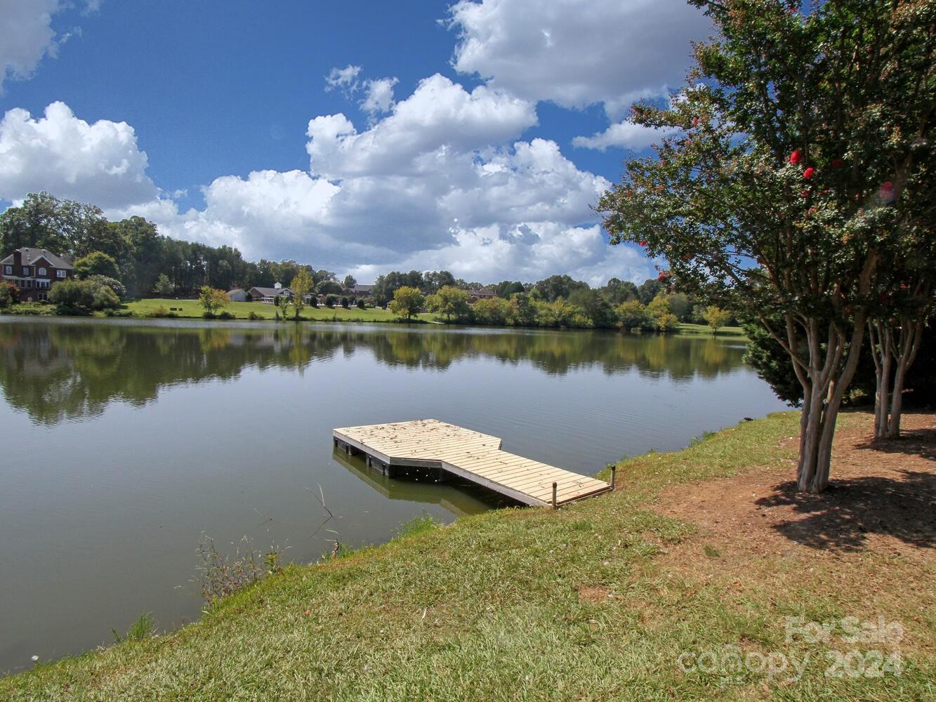 Beacon Knoll Villas - Residential