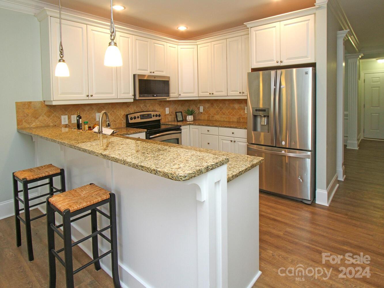 Beacon Knoll Villas - Residential