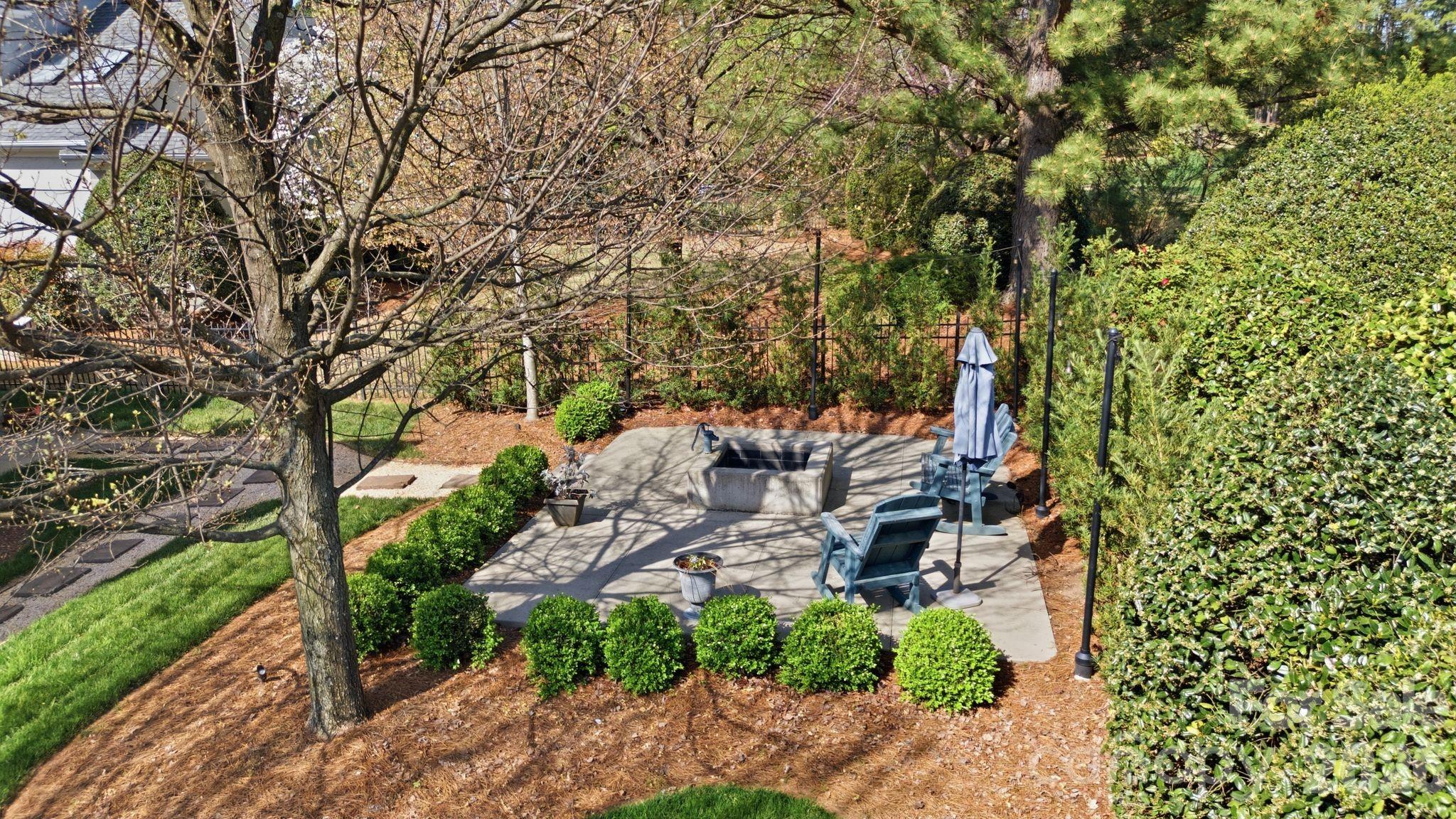 The Peninsula - Residential