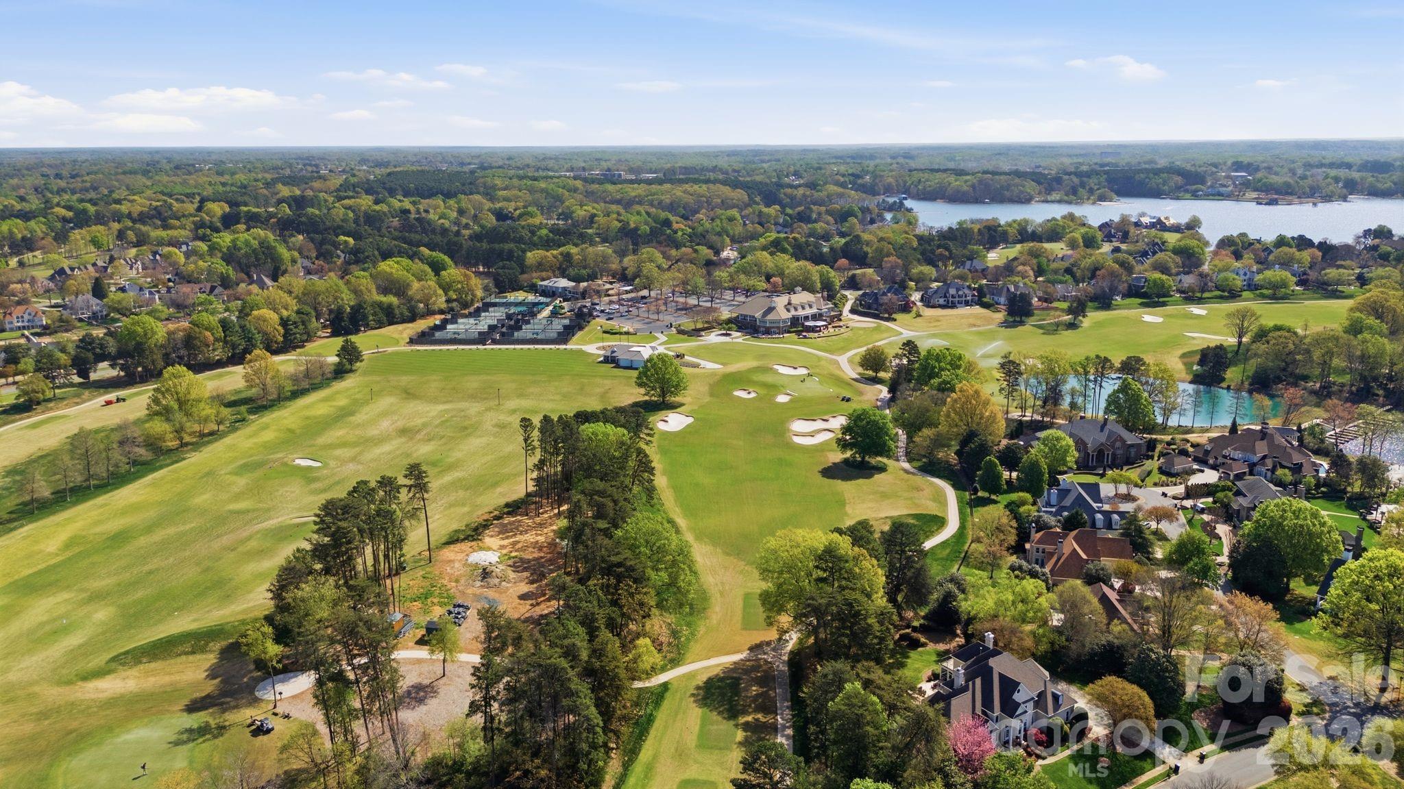 The Peninsula - Residential