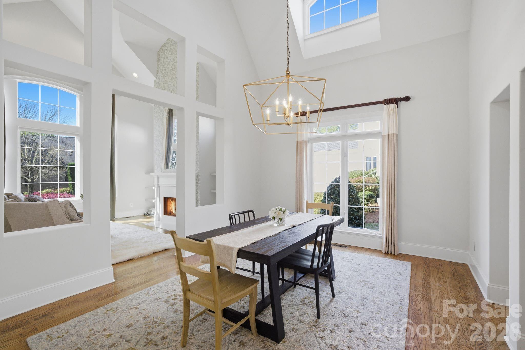 The Peninsula - Residential