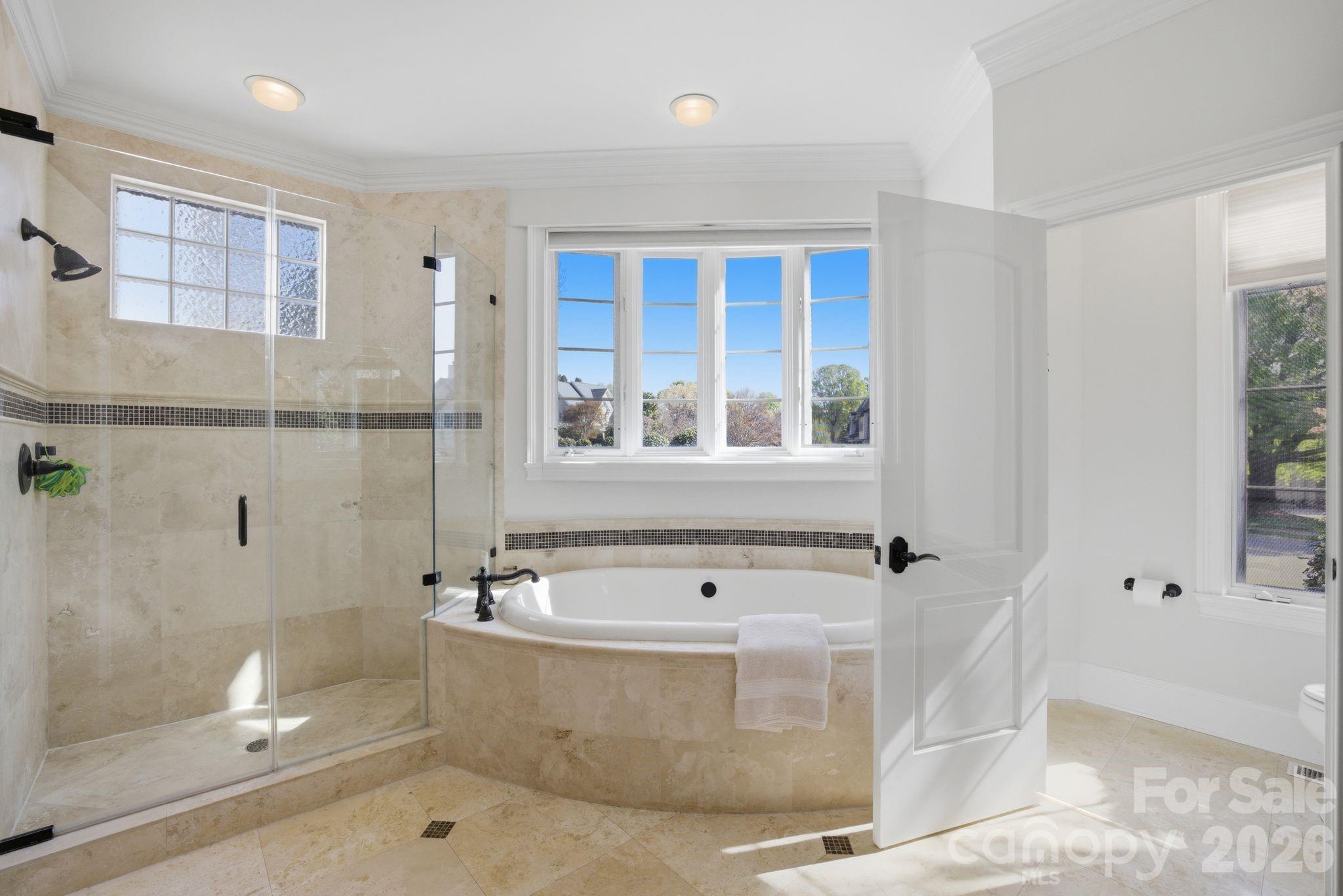 The Peninsula - Residential