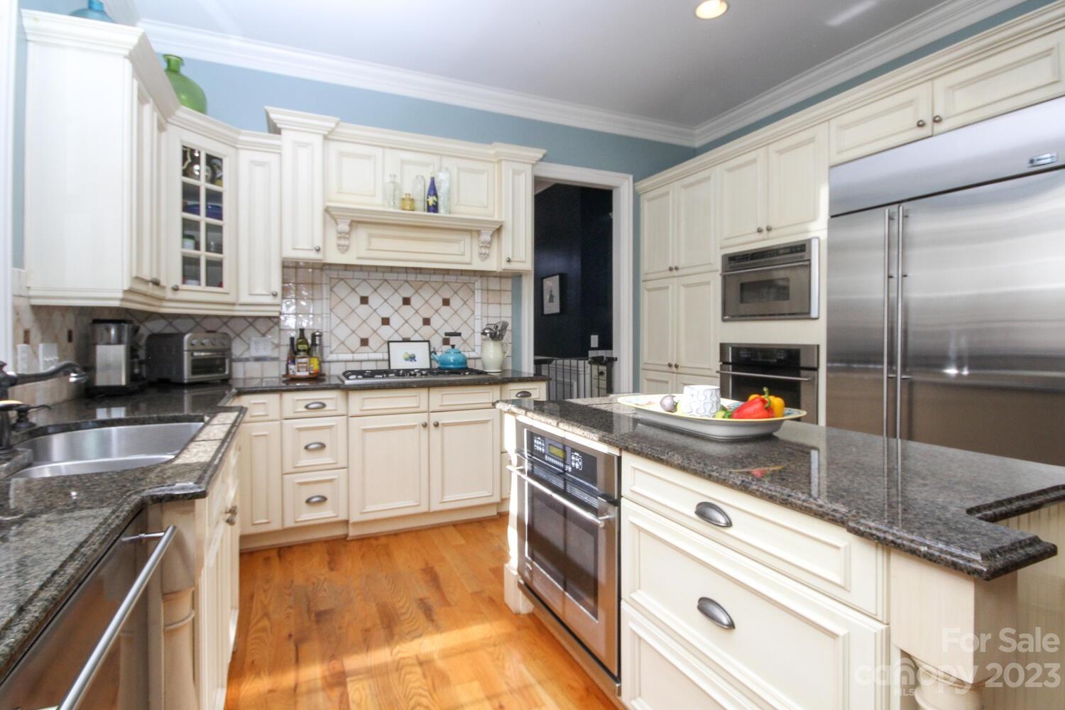 Myers Park - Residential