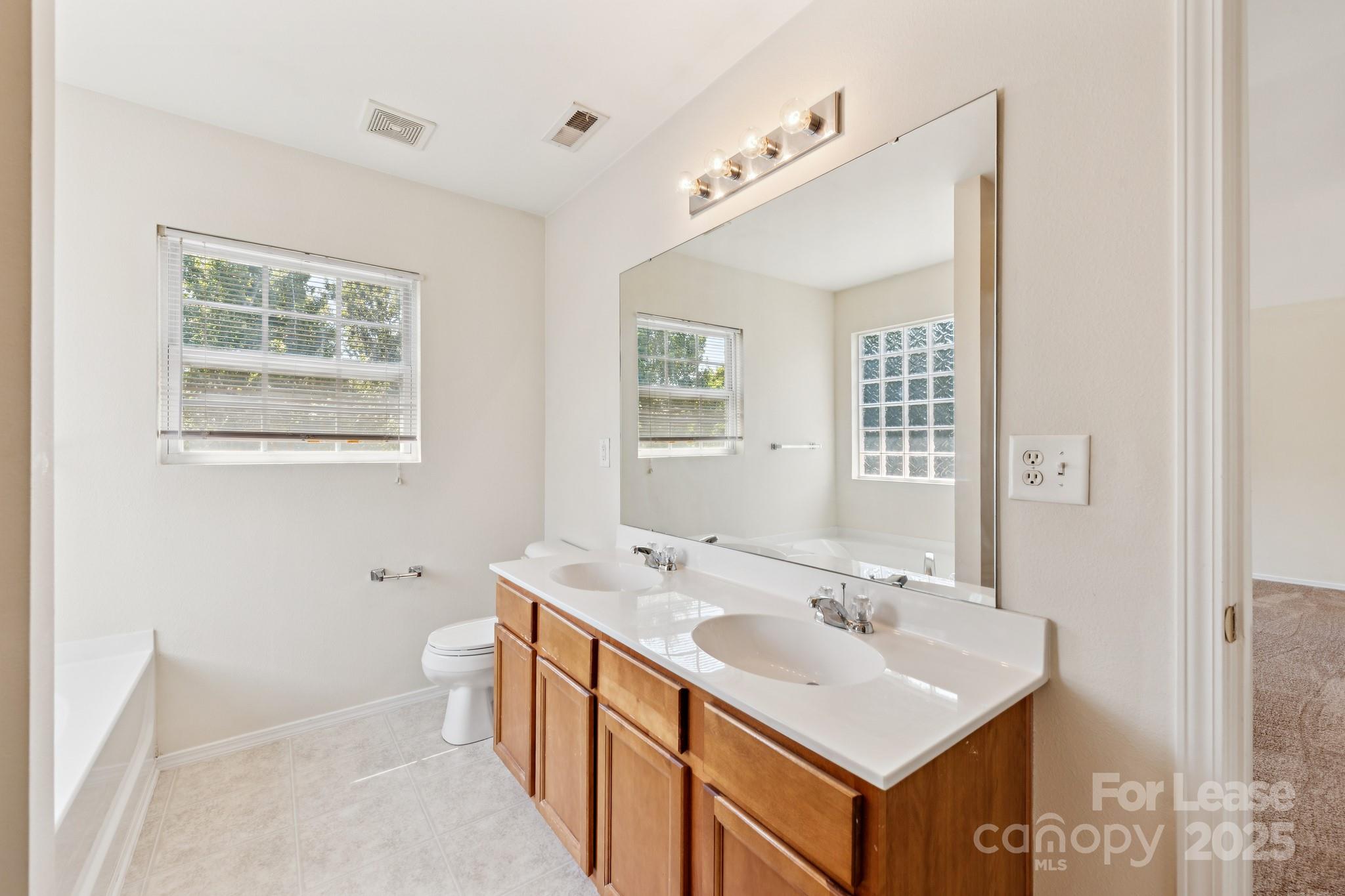 Mcintyre - Residential Lease