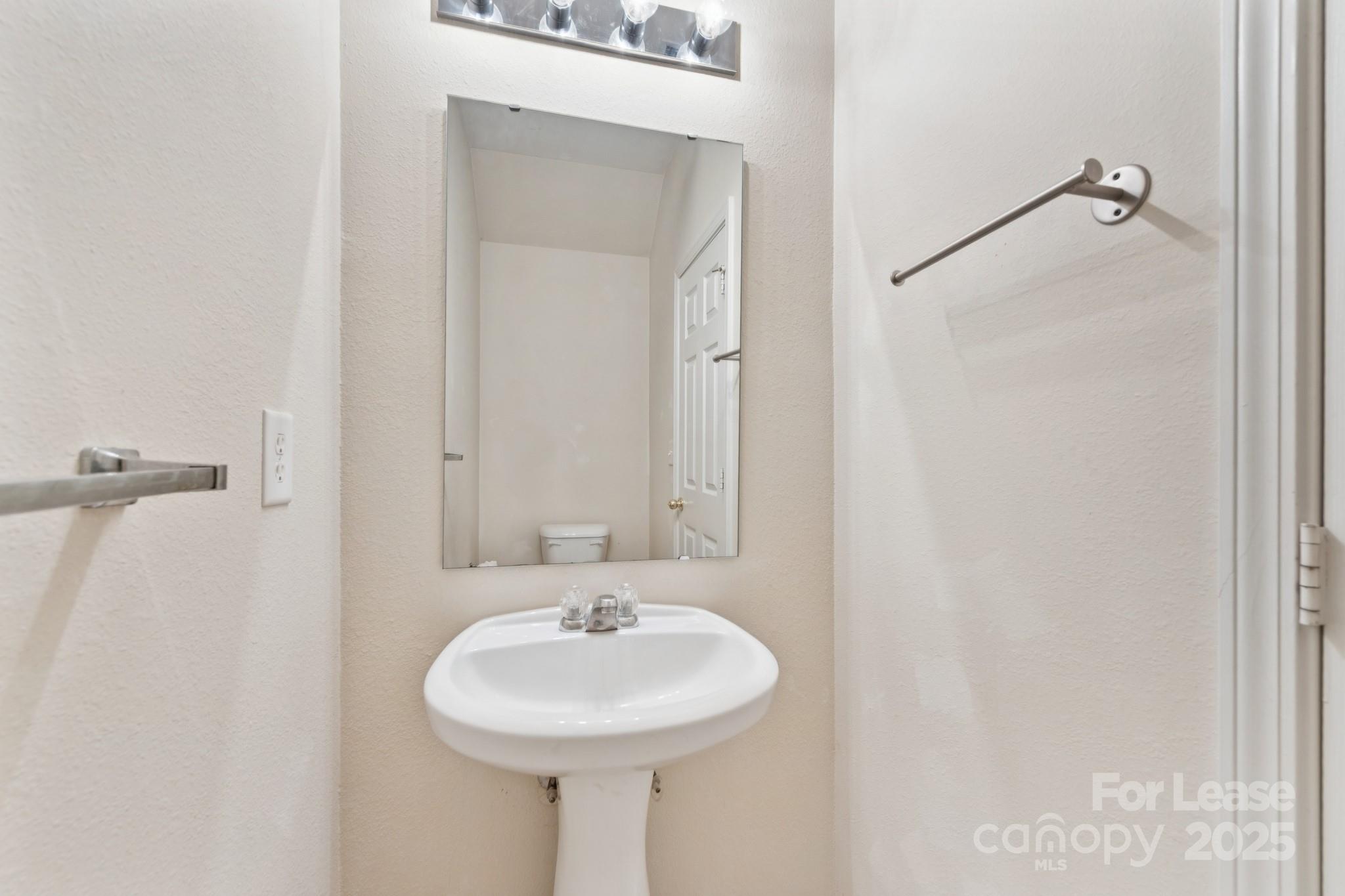 Mcintyre - Residential Lease