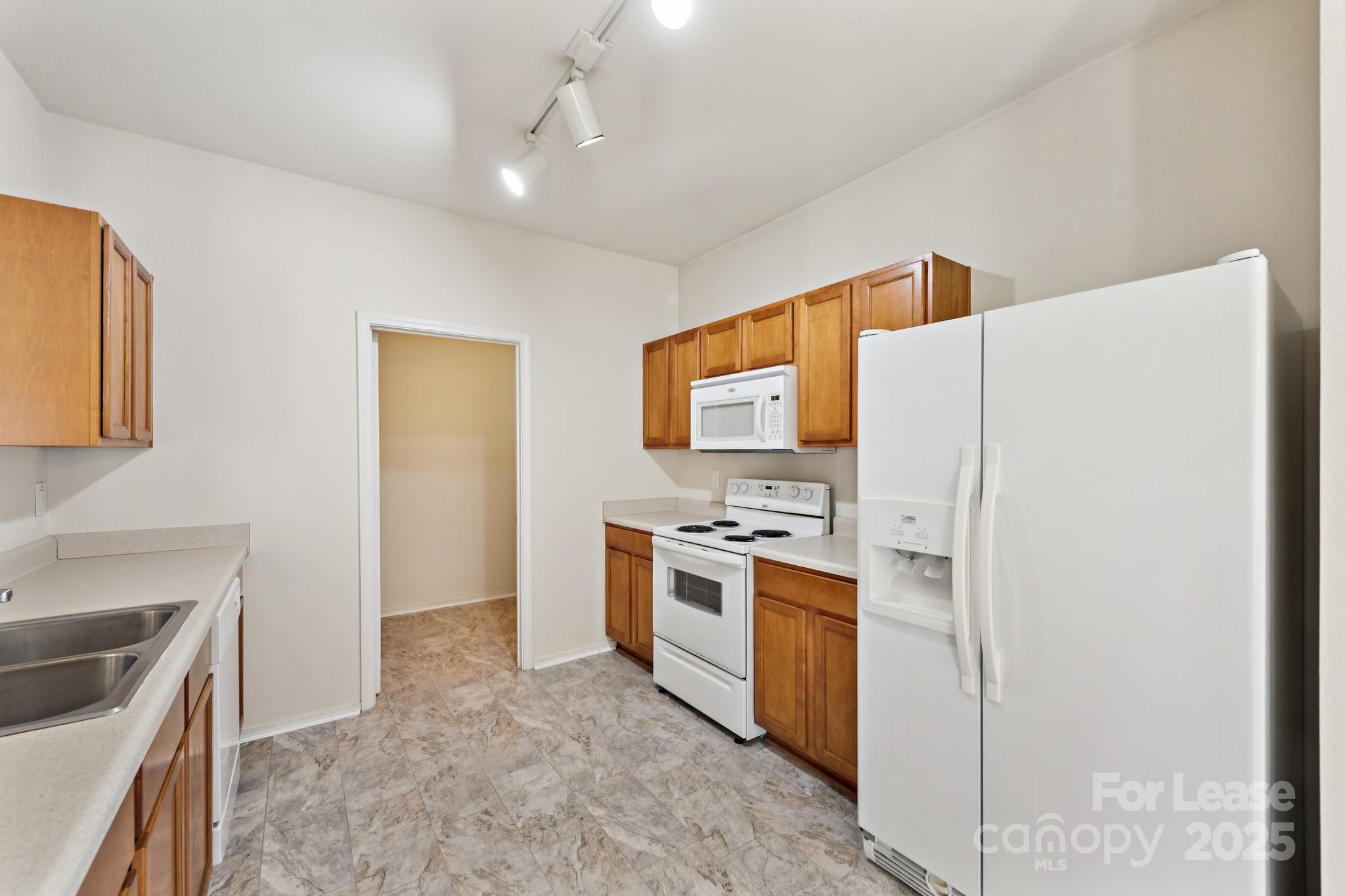 Mcintyre - Residential Lease