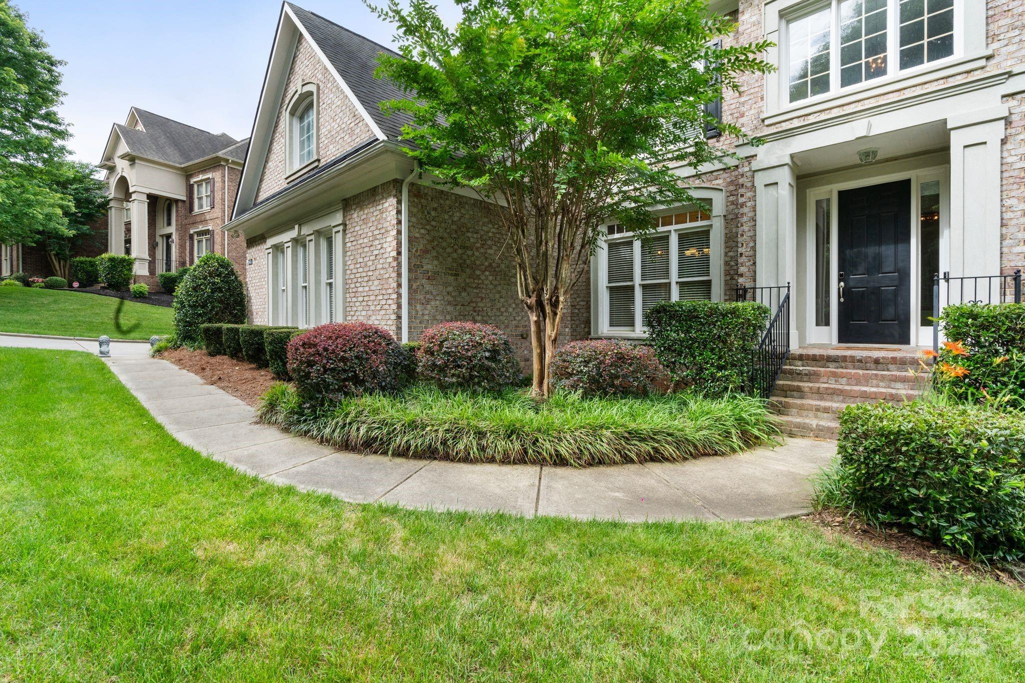9433 Wallace Pond Drive