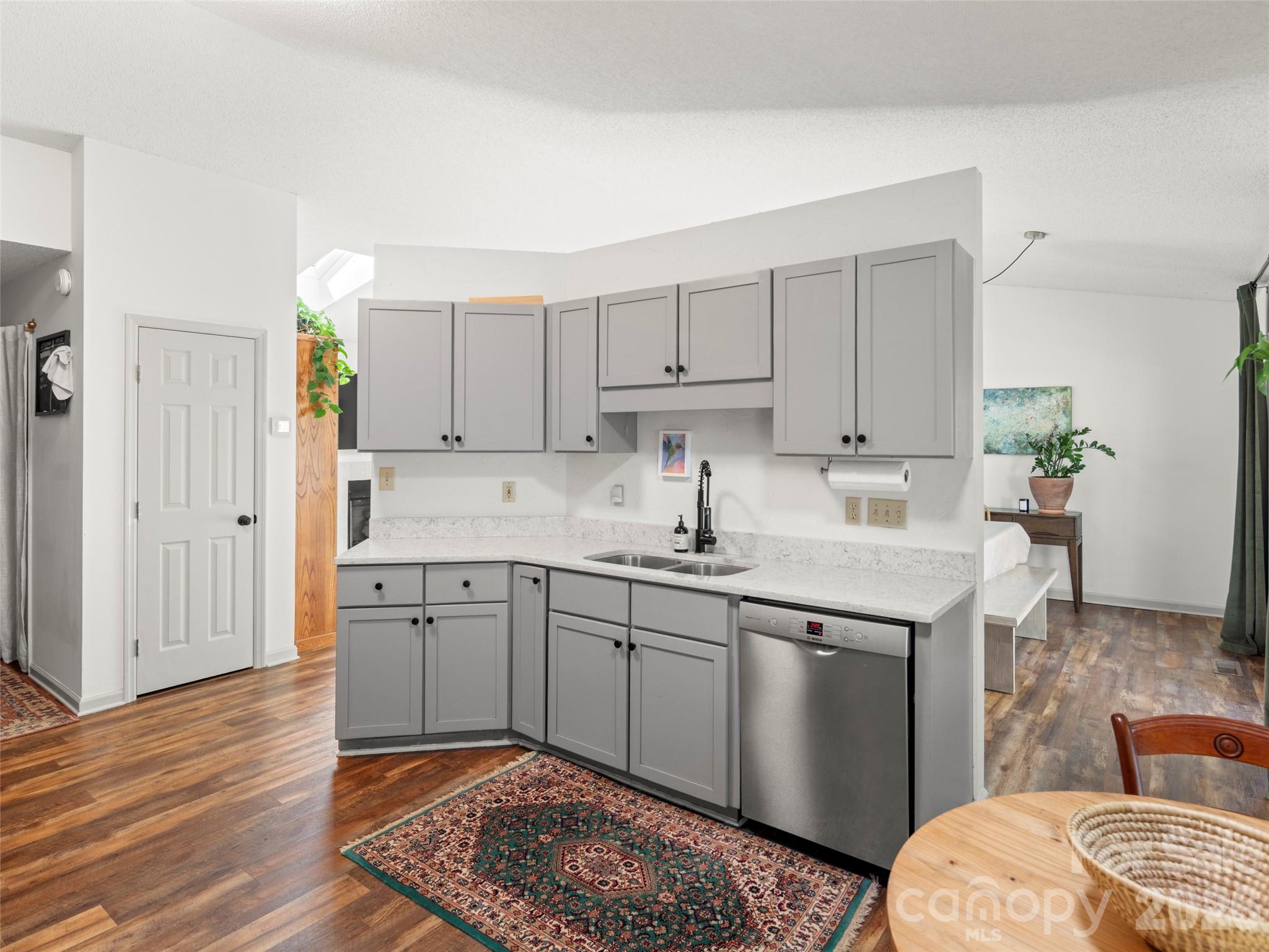 The Village At Averys Creek - Residential