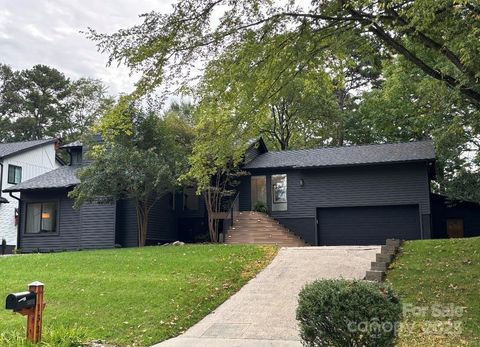 Photo of 132 Creek Valley Drive, Charlotte, NC 28270 (MLS # 4309960)