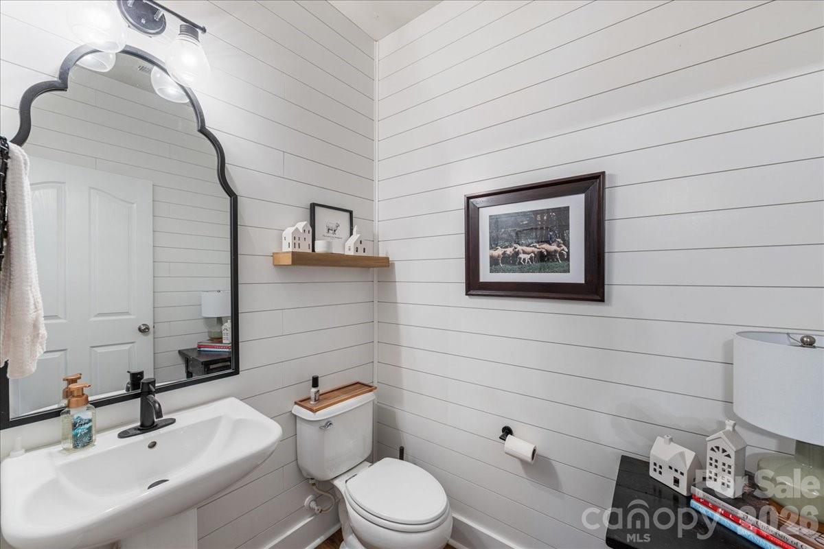 Lakeshore - Residential