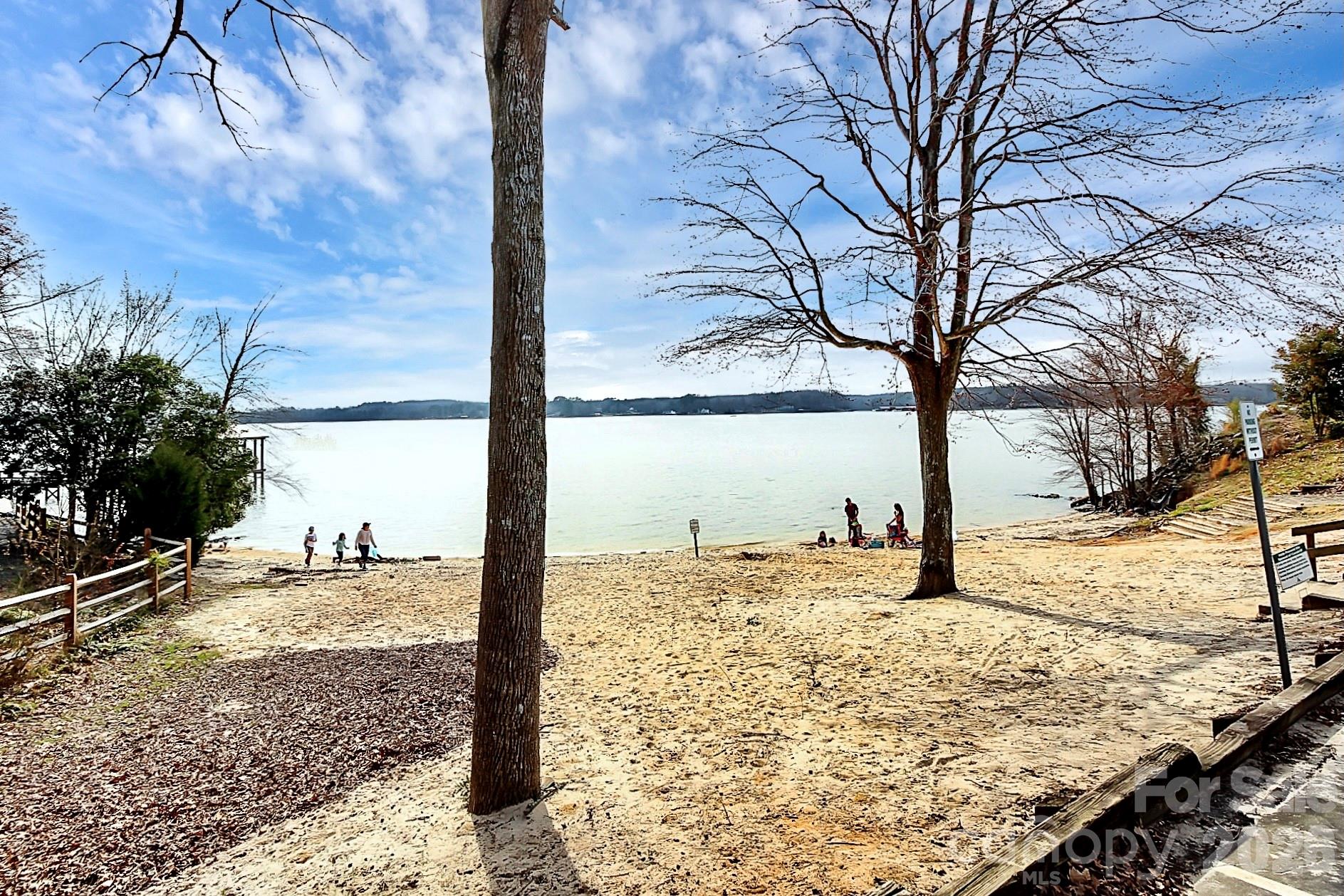 Lakeshore - Residential