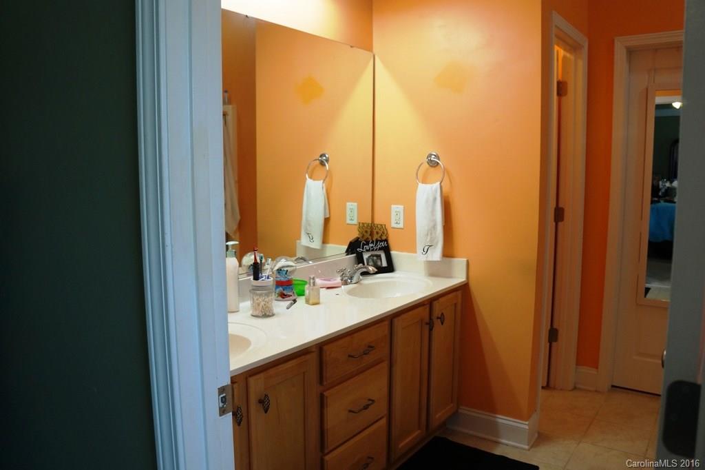 Forest Lakes II - Residential