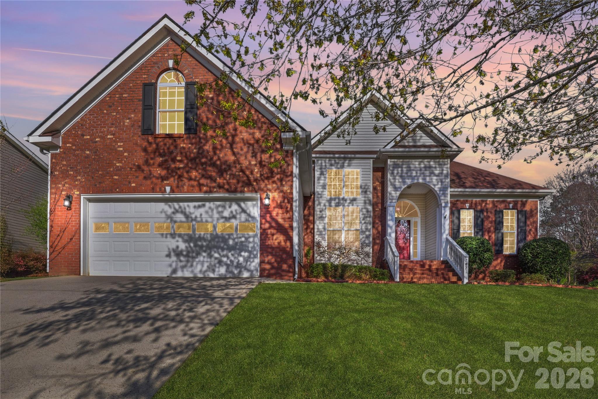 2421 Sweetbriar Lane