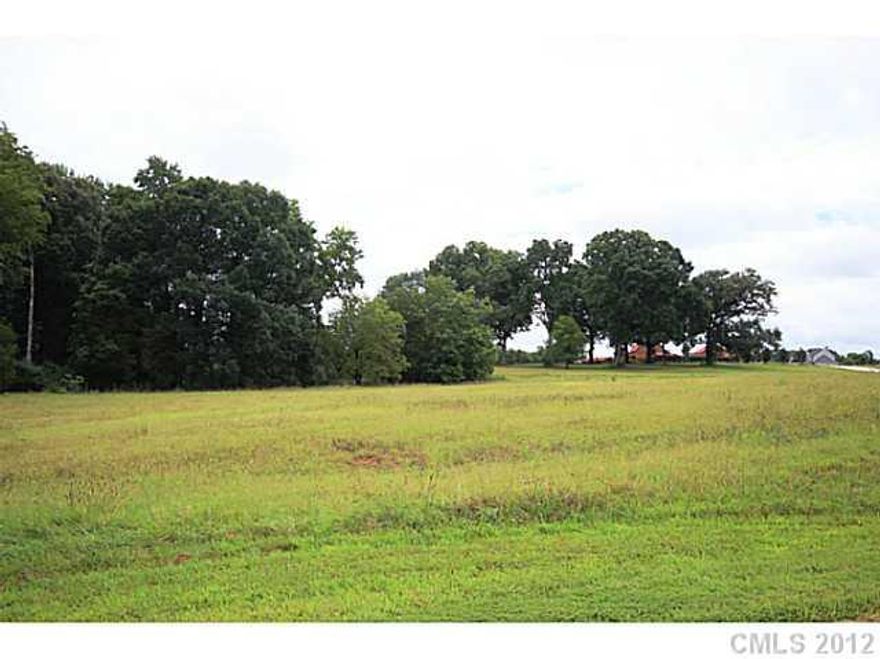 SERENITY AND CALMNESS WILL SURROUND YOU WHEN ENTERING THIS AWESOME COMMUNITY. CLEARED READY TO BUILD 1.1 ACRE LOT. YOUR CUSTOM DREAM CAN BE YOUR REALITY! COMMUNITY OFFERS WALKING TRAILS, COMMUNITY PARK WITH PLAY GROUND AND FISHING POND. FOR A SEPARATE FEE, PRIVATE CLUB HOUSE AND BARN ARE AVAILABLE FOR USE. FOR MORE INFORMATION GO TO