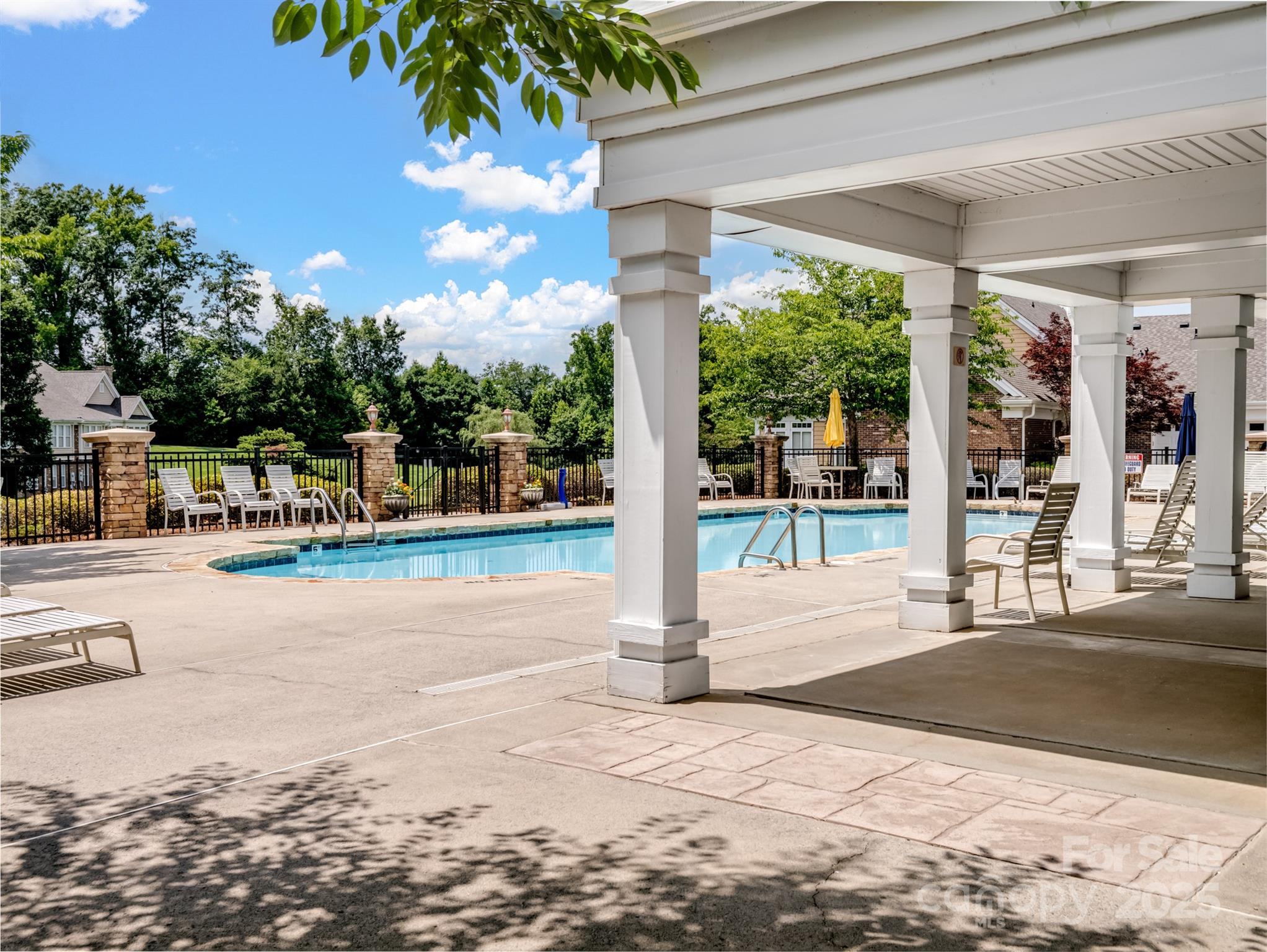 Bella Sera Villas - Residential