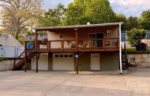 Photo of 31 Huffman Road, Asheville, NC 28806 (MLS # 4368582)