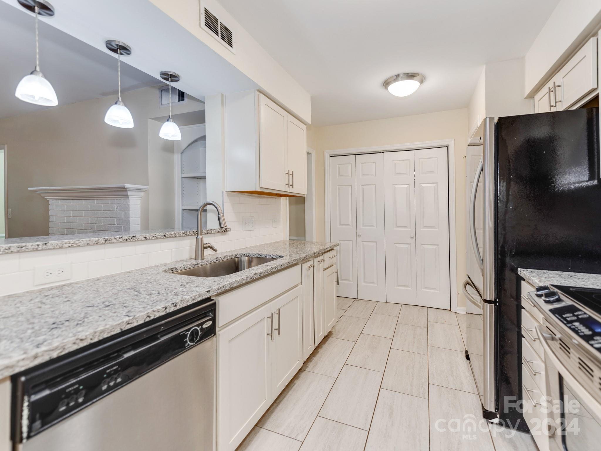 Colony Crossing - Residential