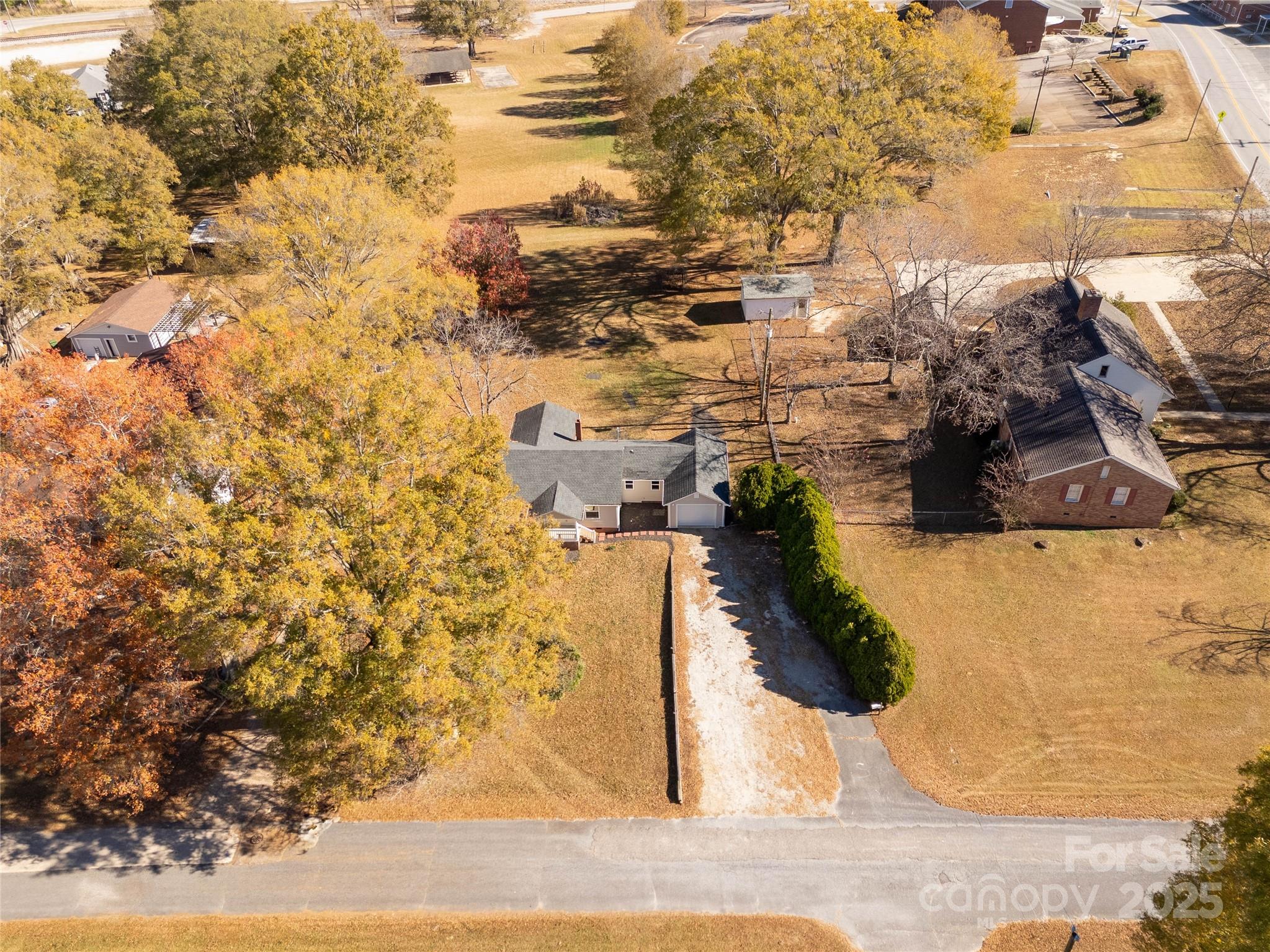 2429 Bartlett Street