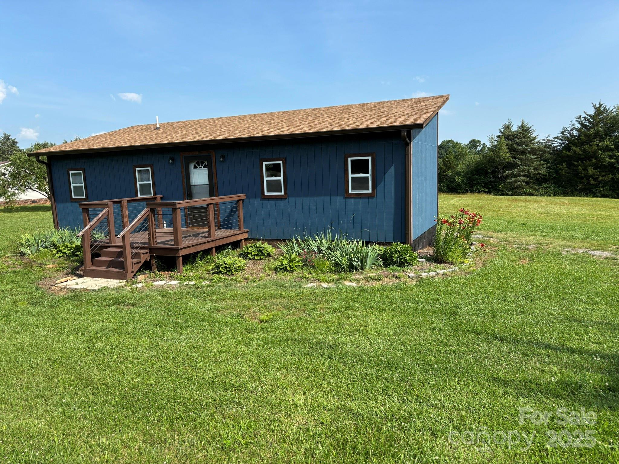 490 County Line Road