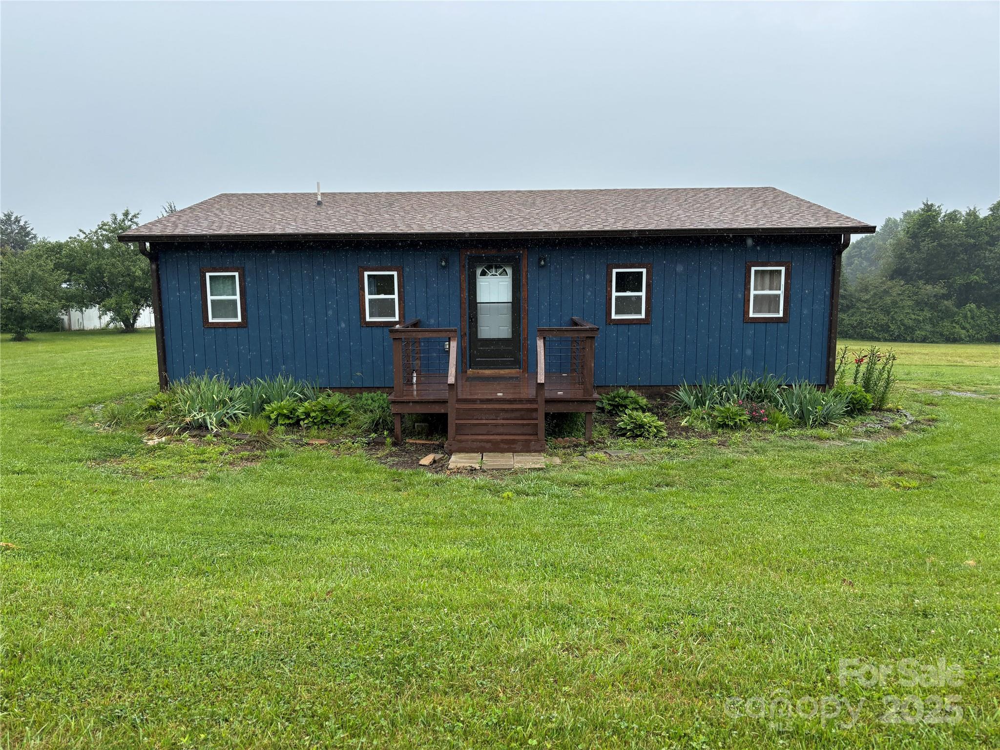 490 County Line Road