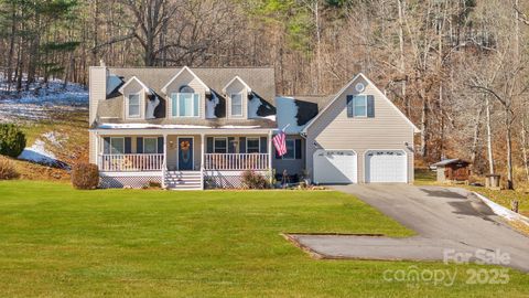 2581 Double Island Road Green Mountain NC 28740