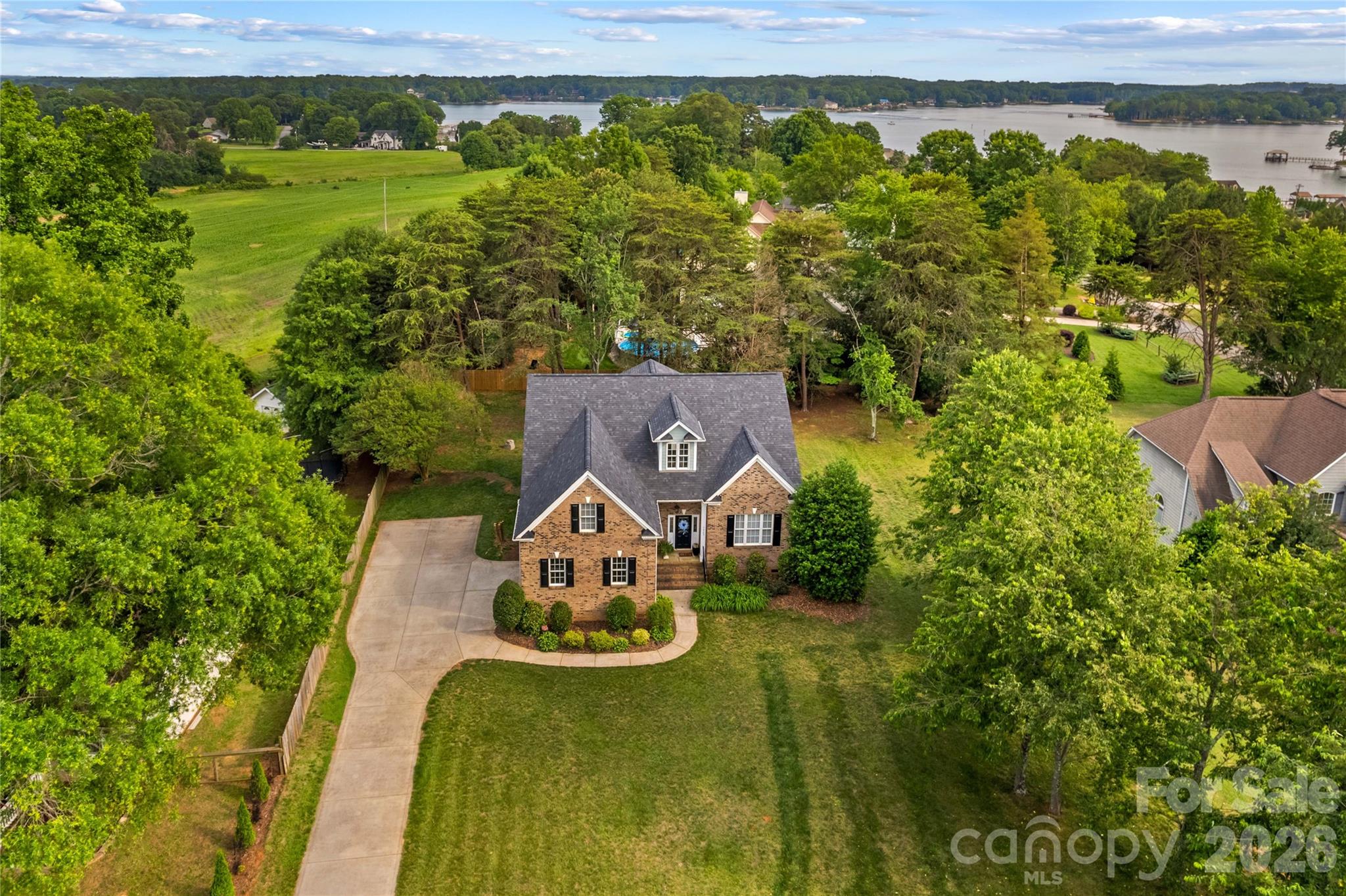 7923 Mountain Shore Drive