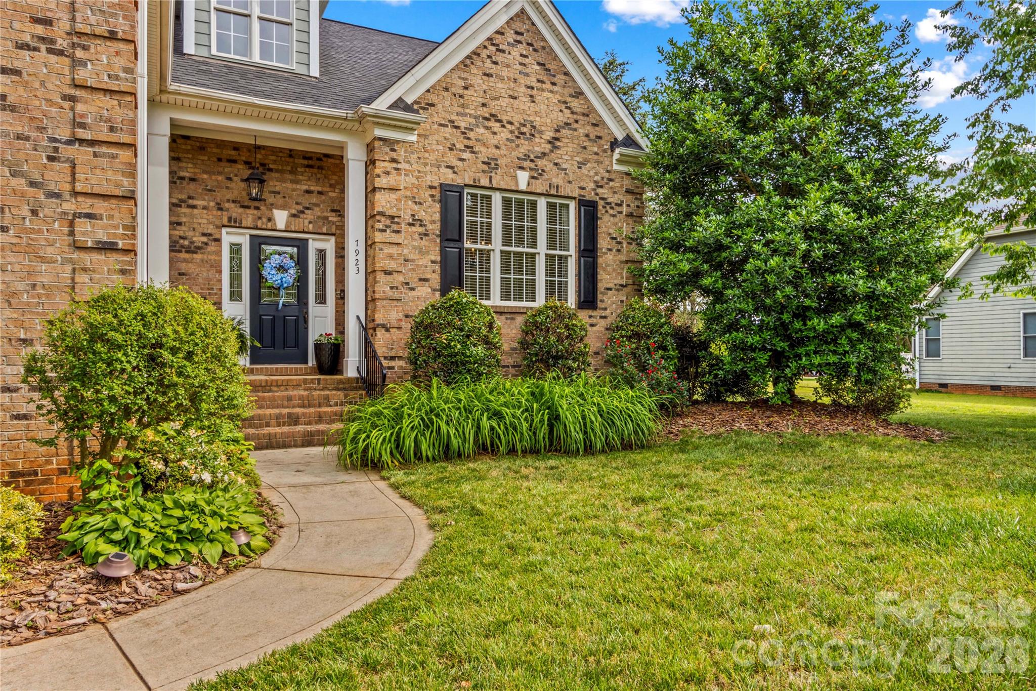 7923 Mountain Shore Drive