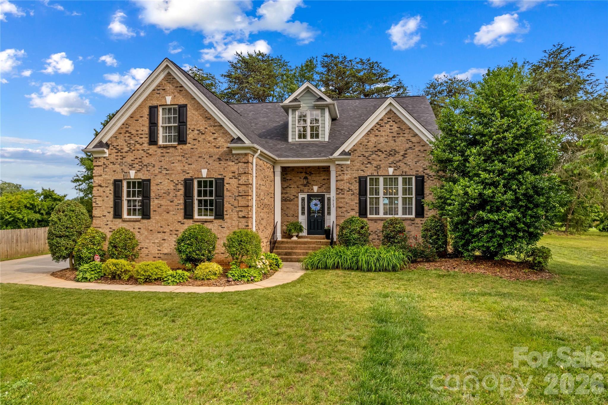 7923 Mountain Shore Drive