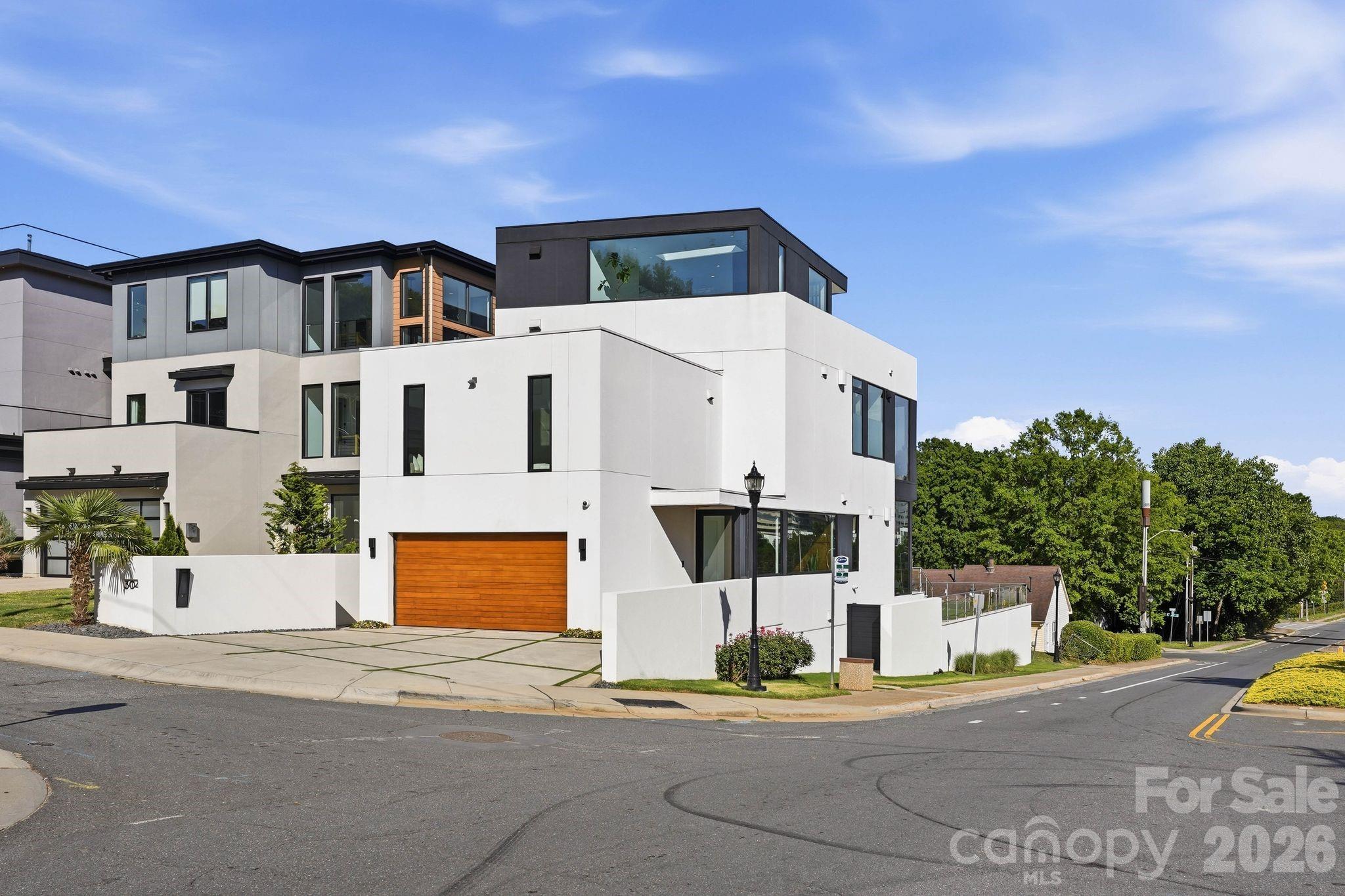 304 Frazier Avenue