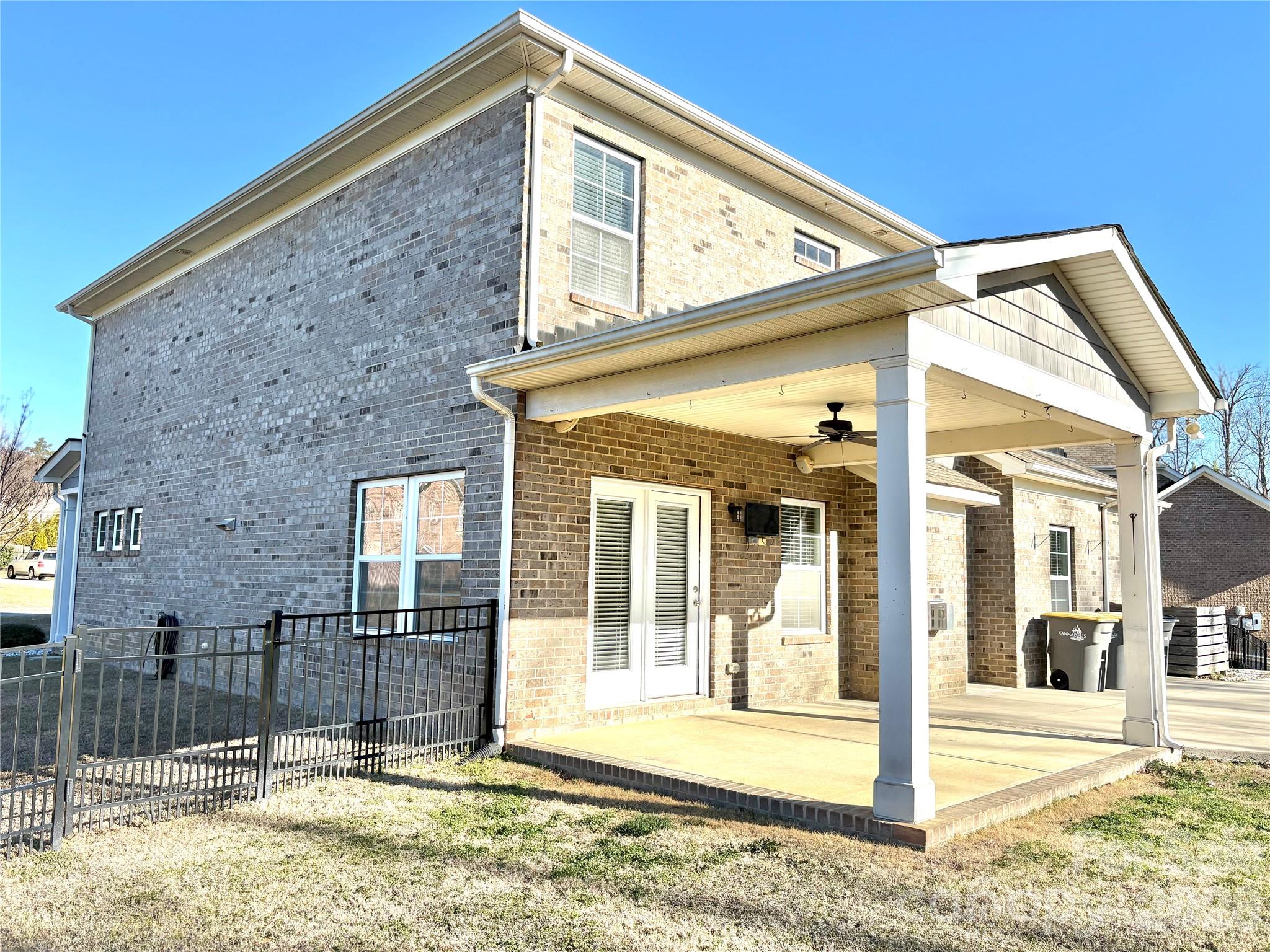 Trinity Crest - Residential