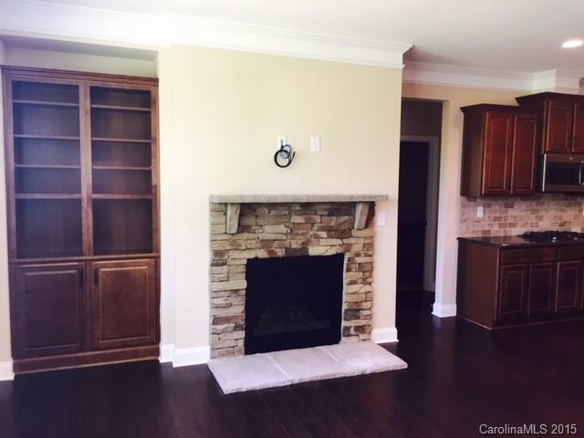 Lake Ridge - Residential