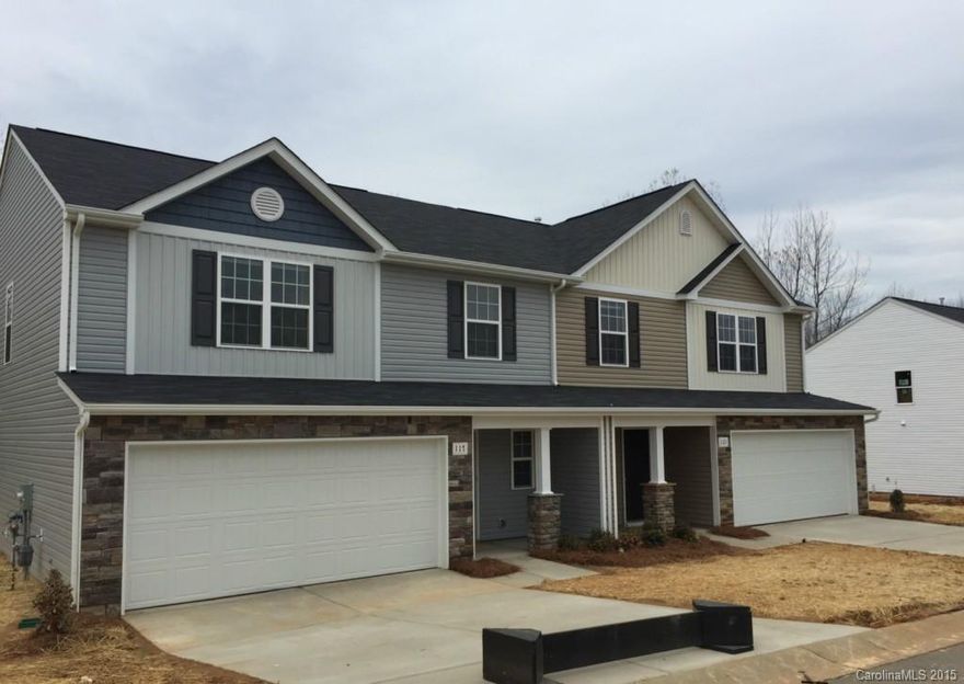 Popular Kenford Floorplan. Open Spacious Plan with 3 Bedrooms w/ Loft, 2.5 Baths, 2 Car garage! Loaded with updgrades. Wont last long!