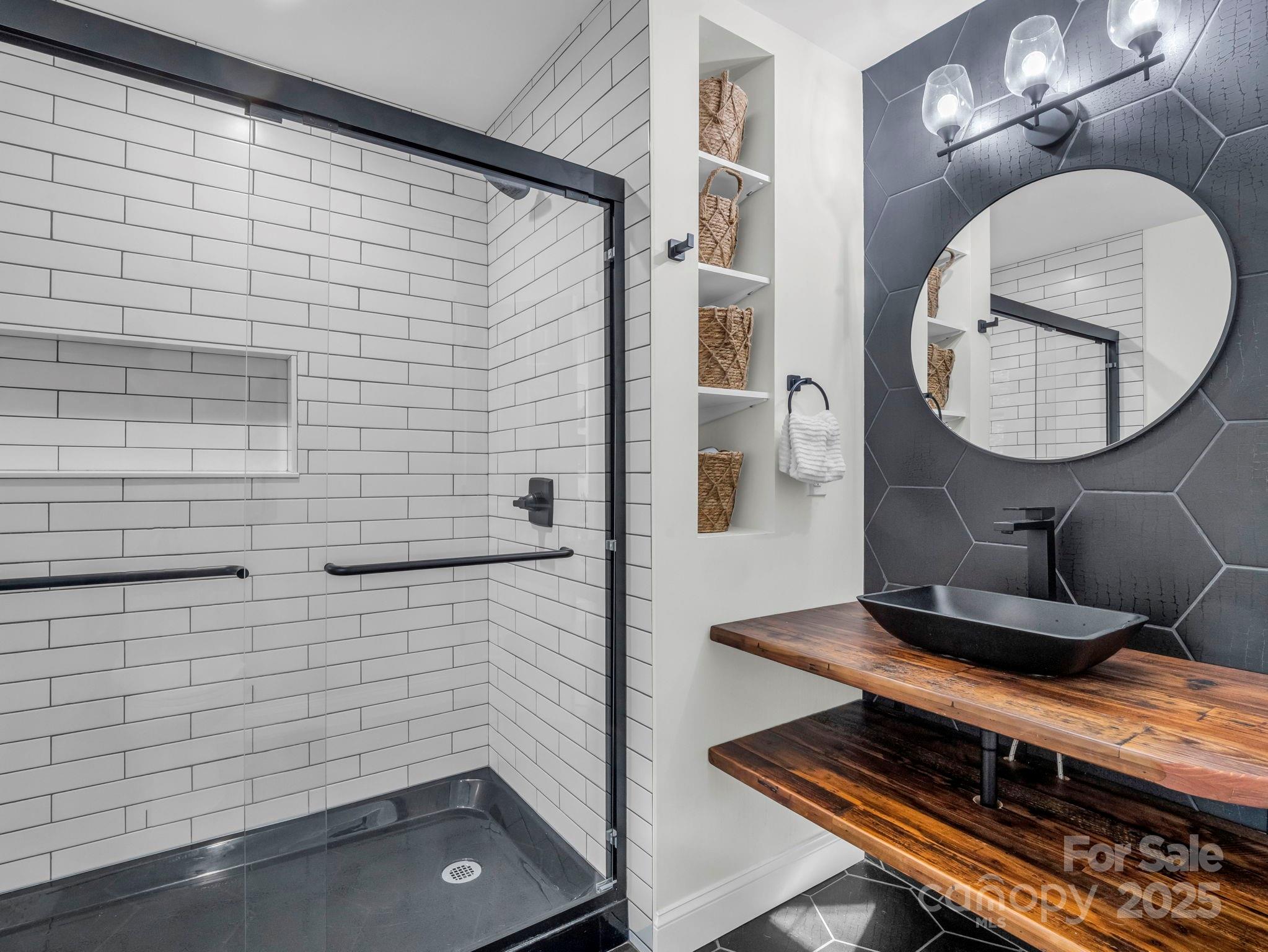 Rumbling Bald on Lake Lure - Residential