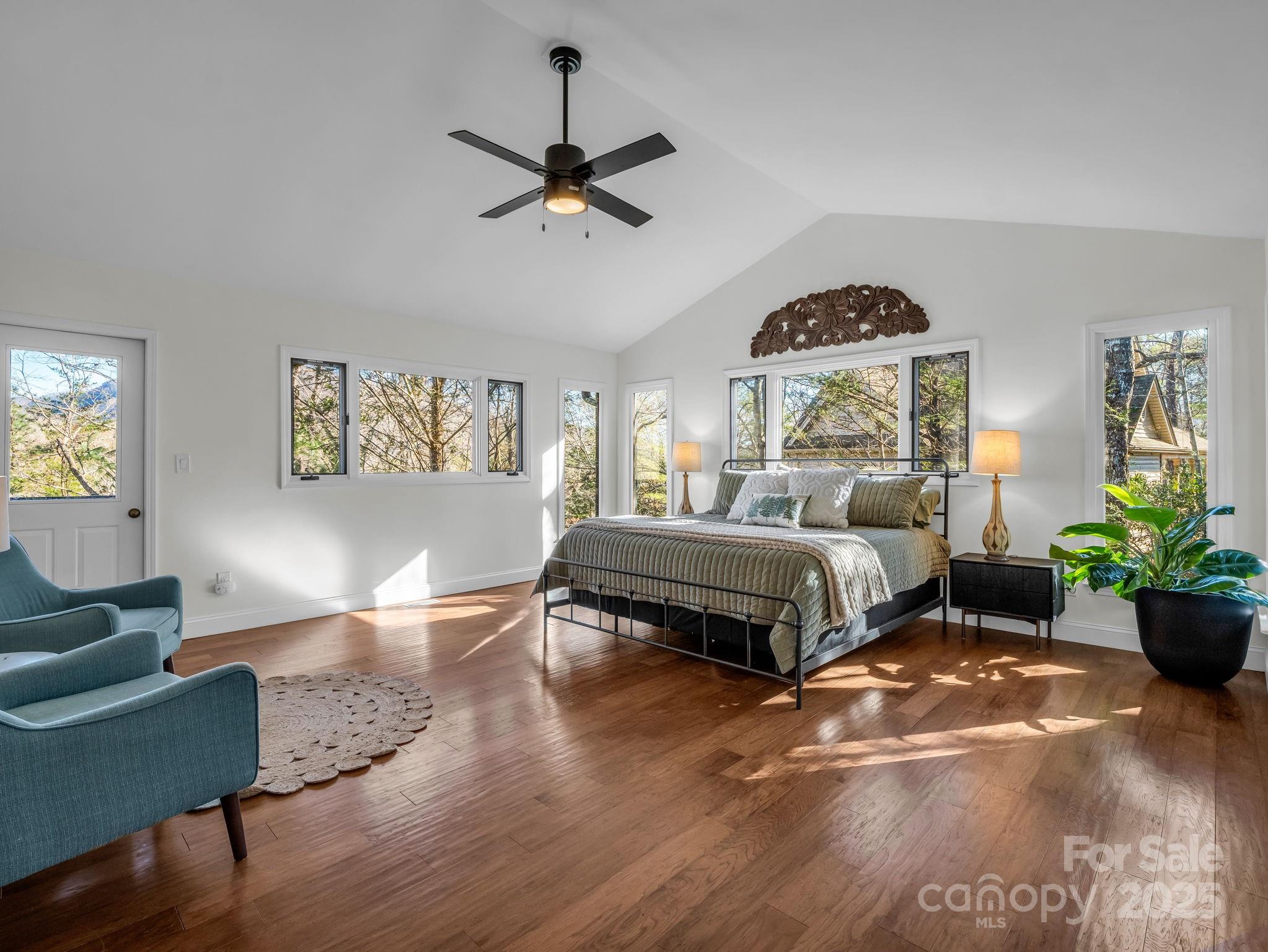 Rumbling Bald on Lake Lure - Residential