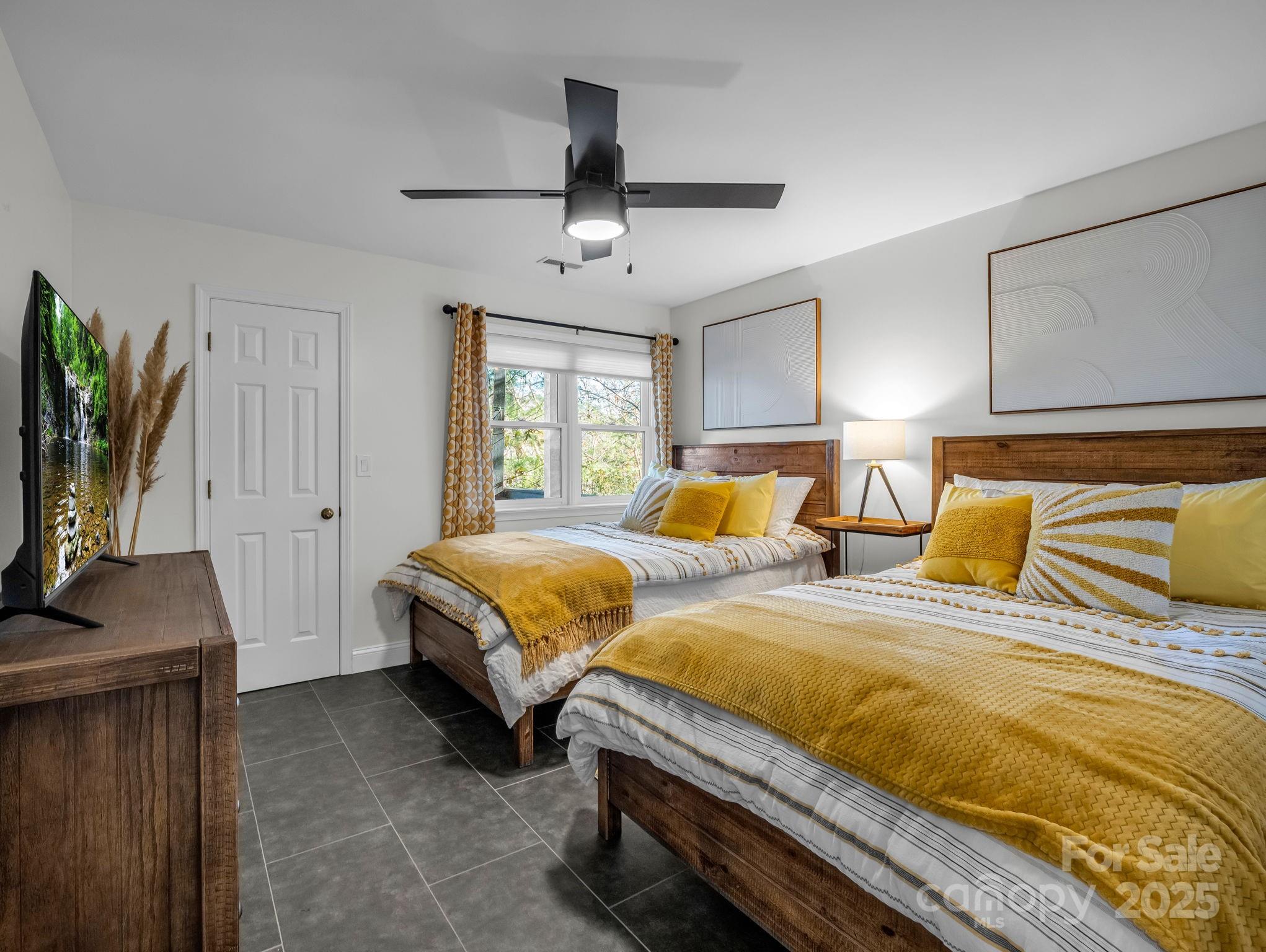 Rumbling Bald on Lake Lure - Residential