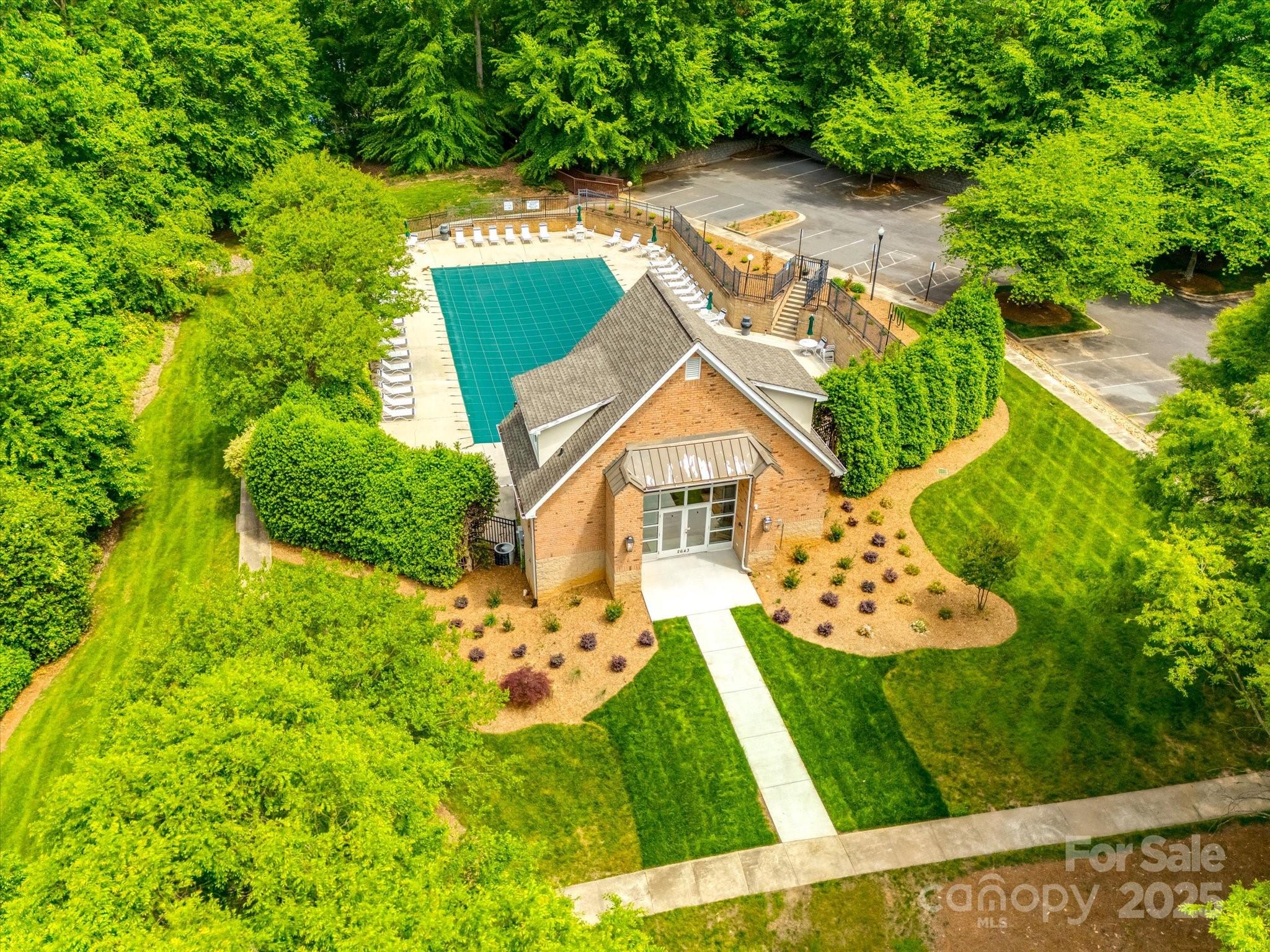 720 Kingsmill Lane